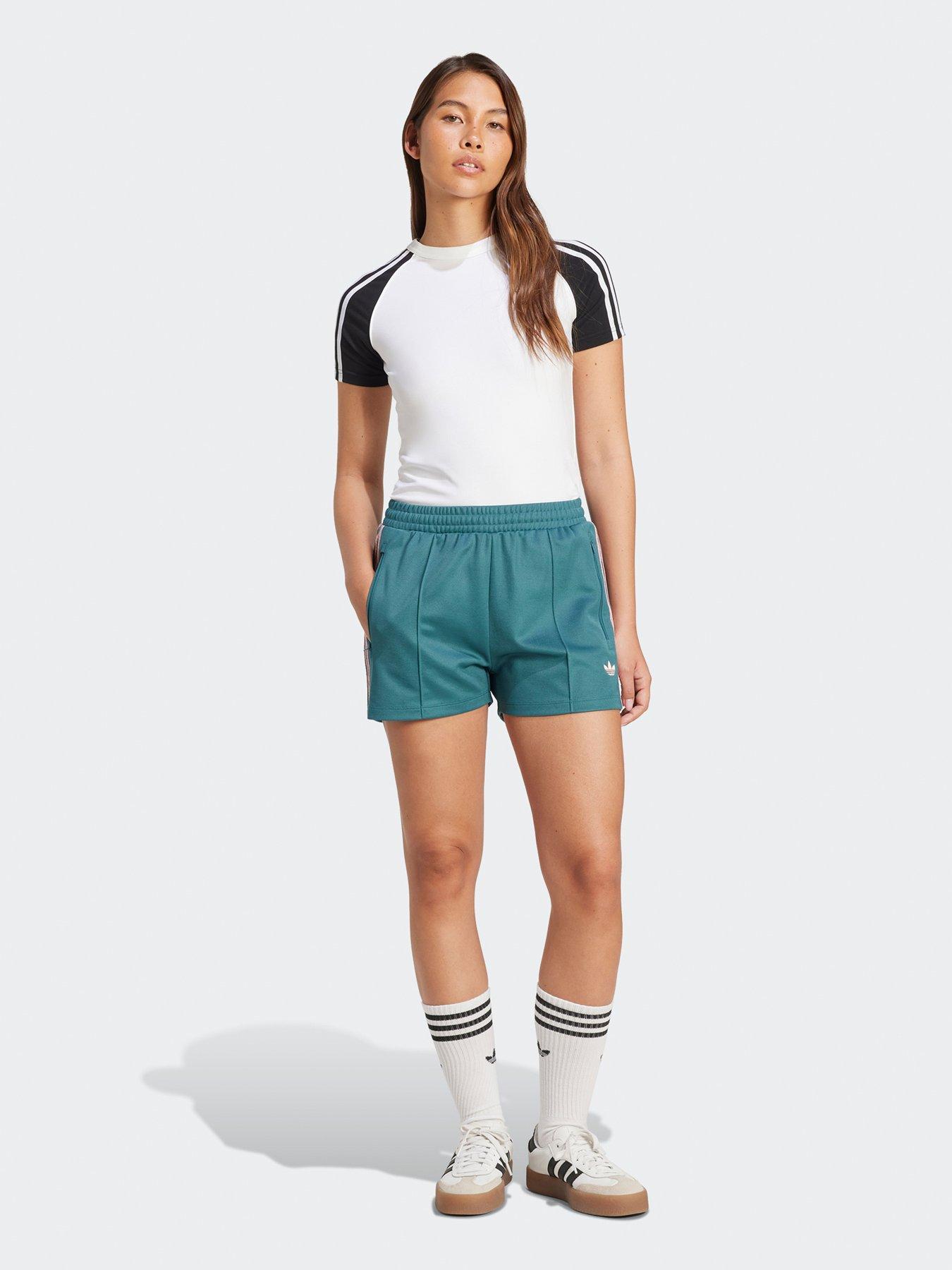 ● adidas originals ● SUMMER GLOW CLASSIC SHORTS Adidas Originals adidas Originals Summer Glow Classic Shorts