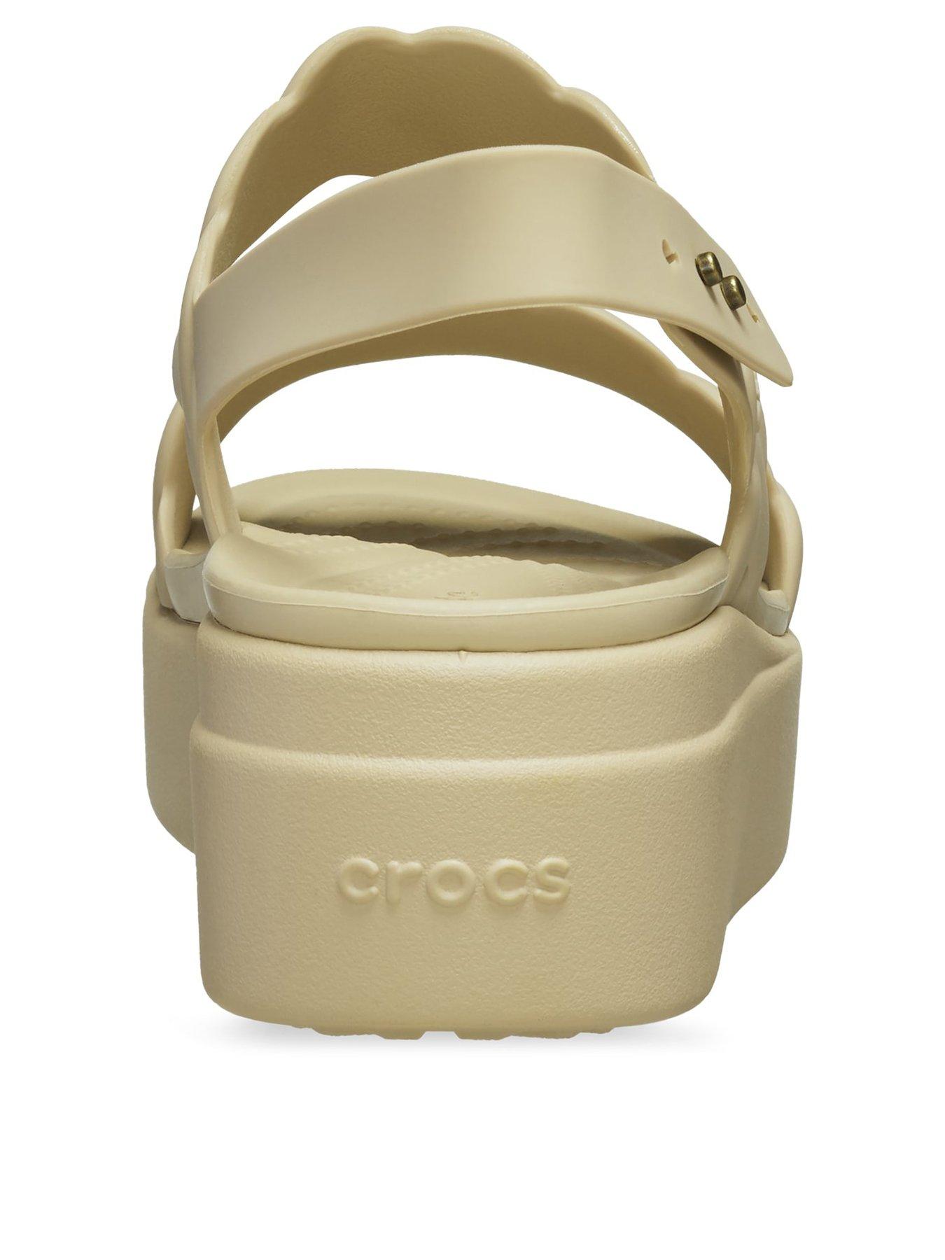 Image 3 of 6 of Crocs Brooklyn Woven Upper Lw
