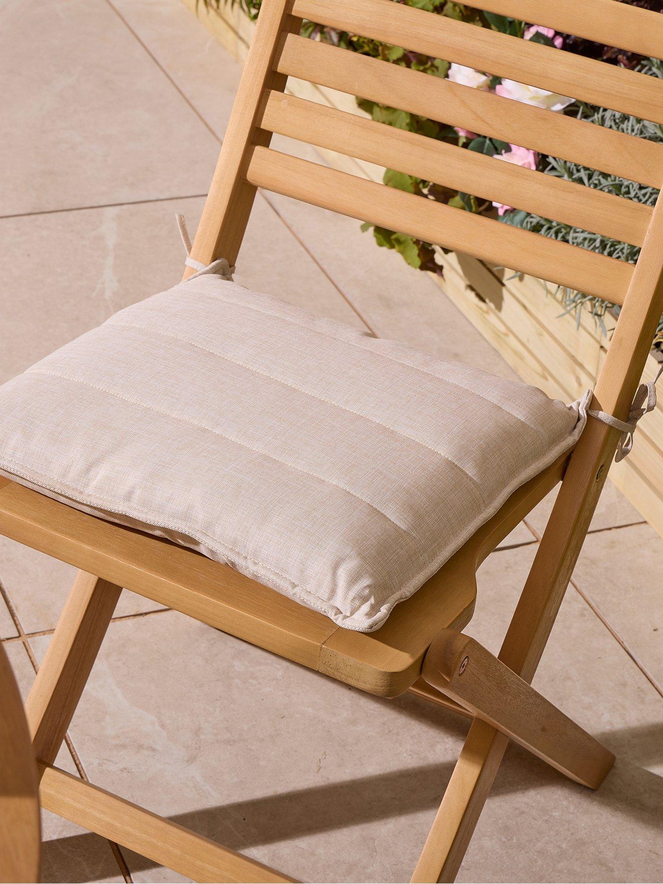 Image 4 of 7 of Rowlinson Ashdown Folding 4 Seat Dining Set With Cushions