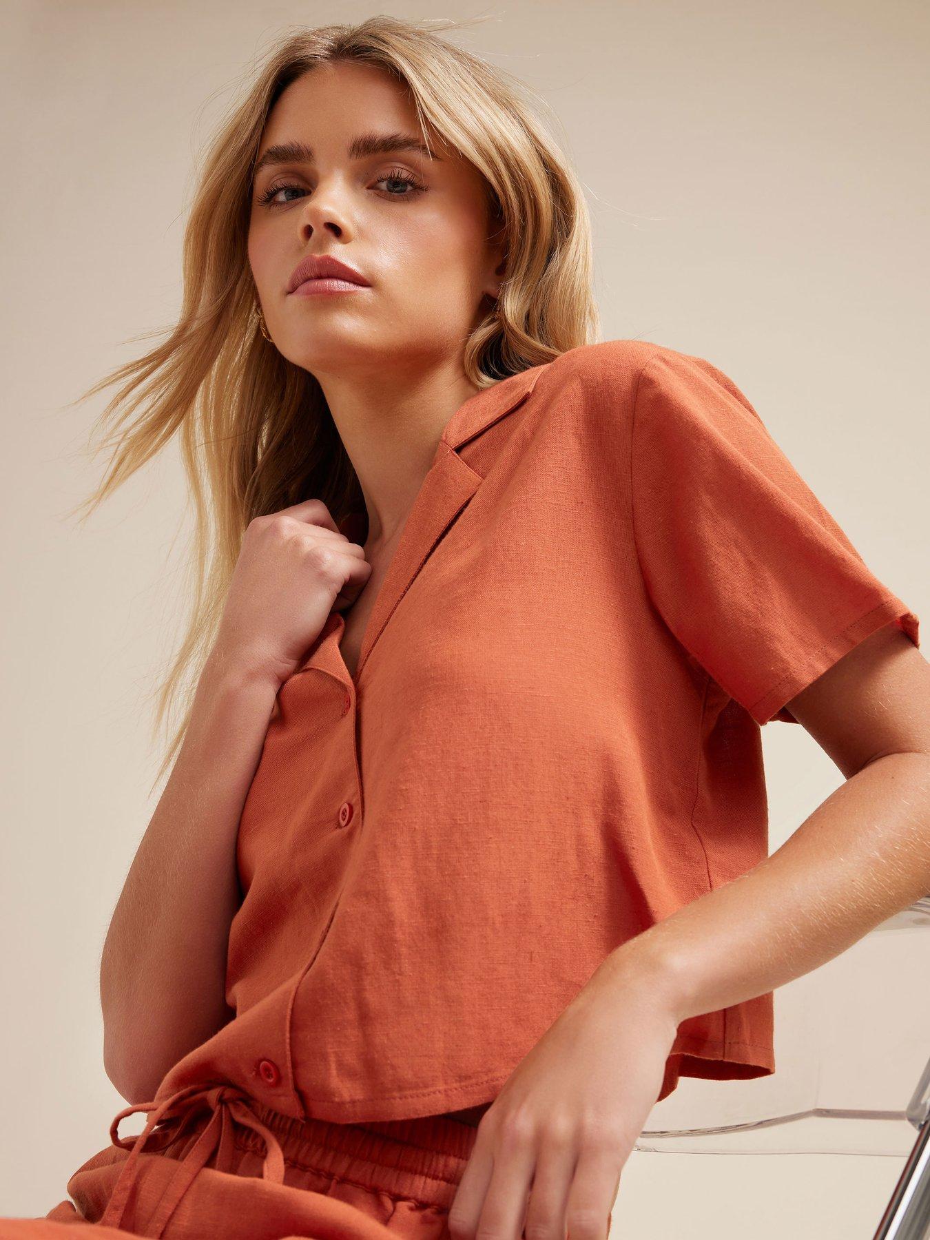 pixiegirl-petite-short-sleeve-crop-shirt
