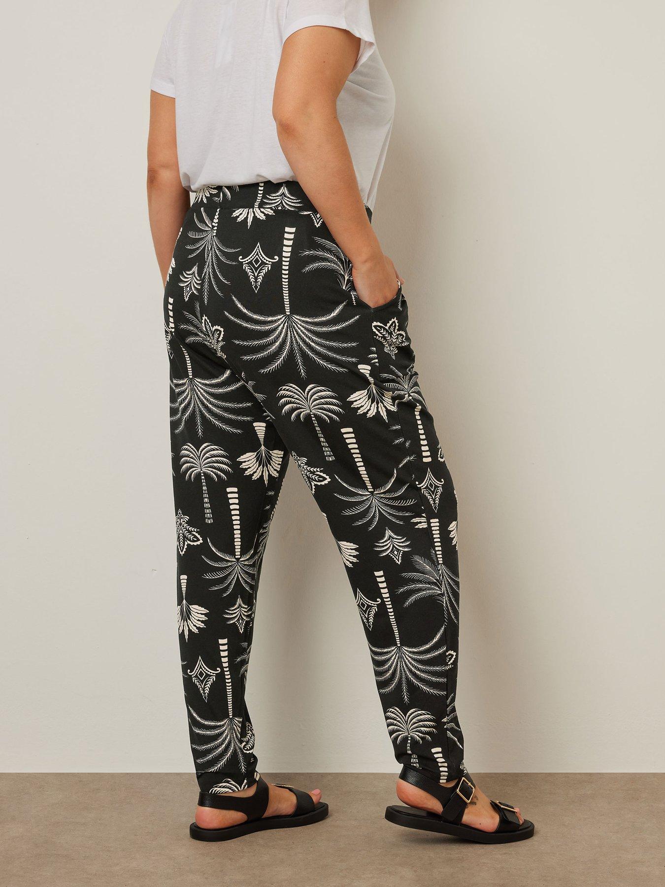  image of yours-curve-double-pleat-harem-trouser-black