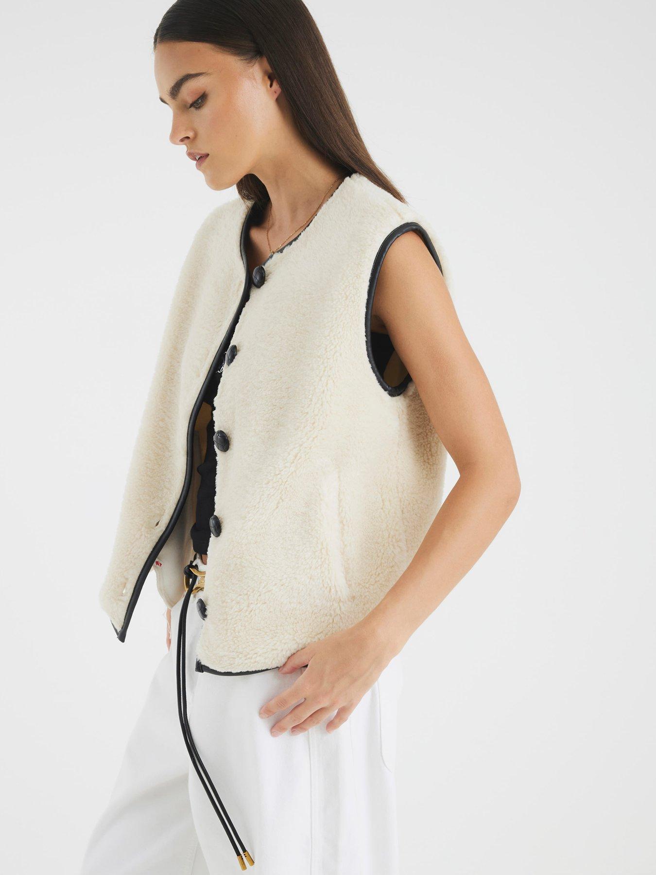 undefined Borg Button Gilet - Cream