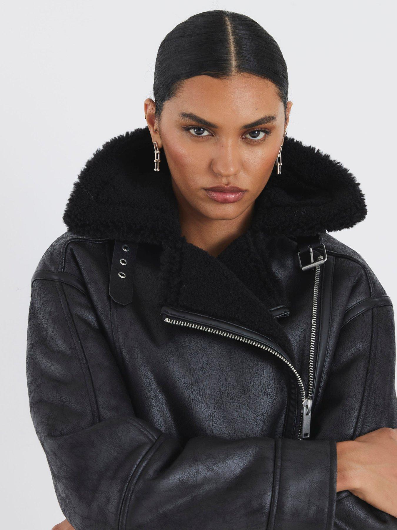 Image 4 of 4 of River Island Ultimate Aviator - Black
