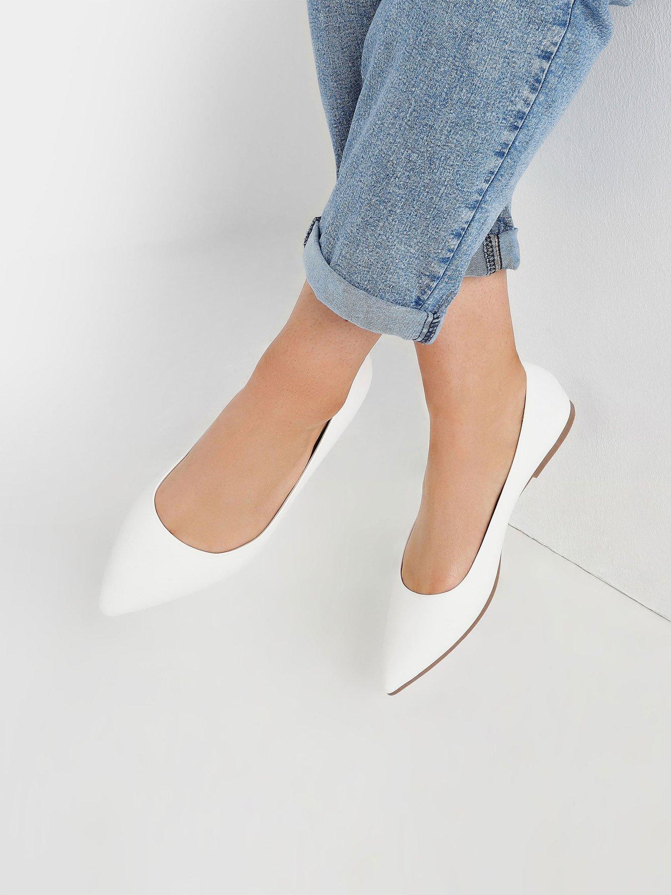 Image 4 of 4 of Yours Extra Wide Fit Flat Point Pumps