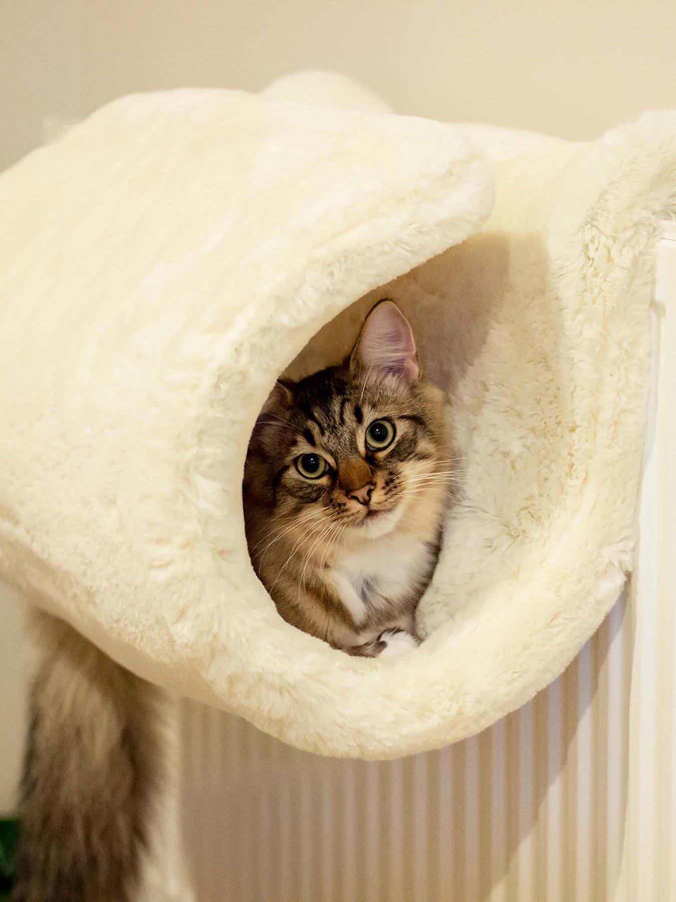 Image 1 of 6 of Rosewood Luxury Radiator Cat Bed