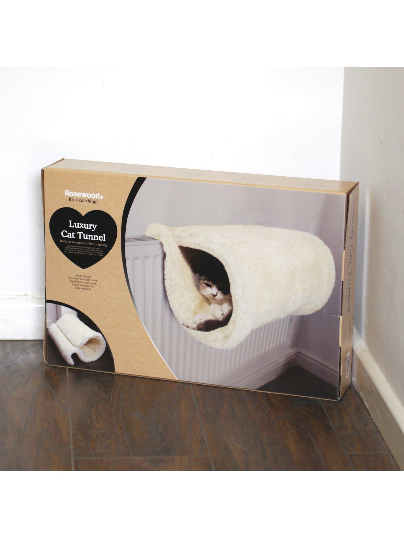 Image 6 of 6 of Rosewood Luxury Radiator Cat Bed