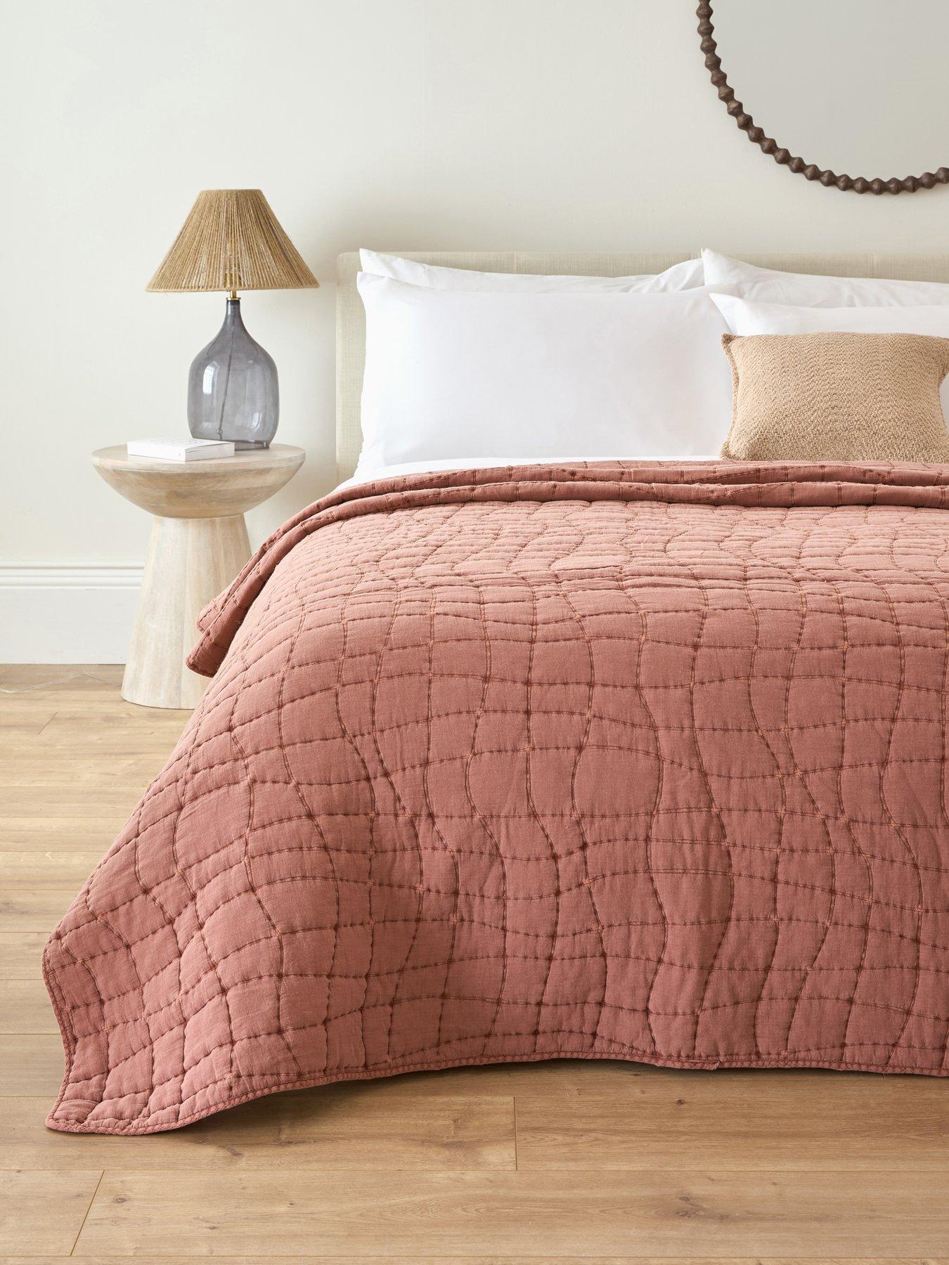the-very-collection-retreat-cotton-quilted-bedspread-165-x-240-cm-pink