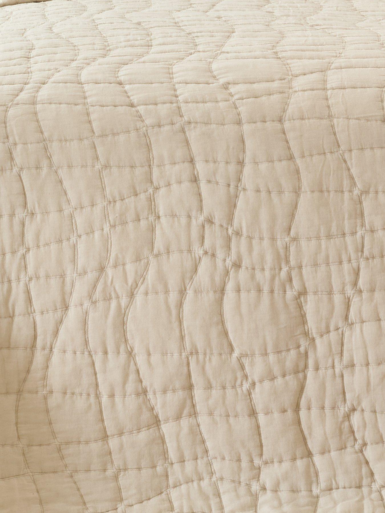 Image 3 of 4 of Very Home Retreat Cotton Quilted Bedspread 165x240cm