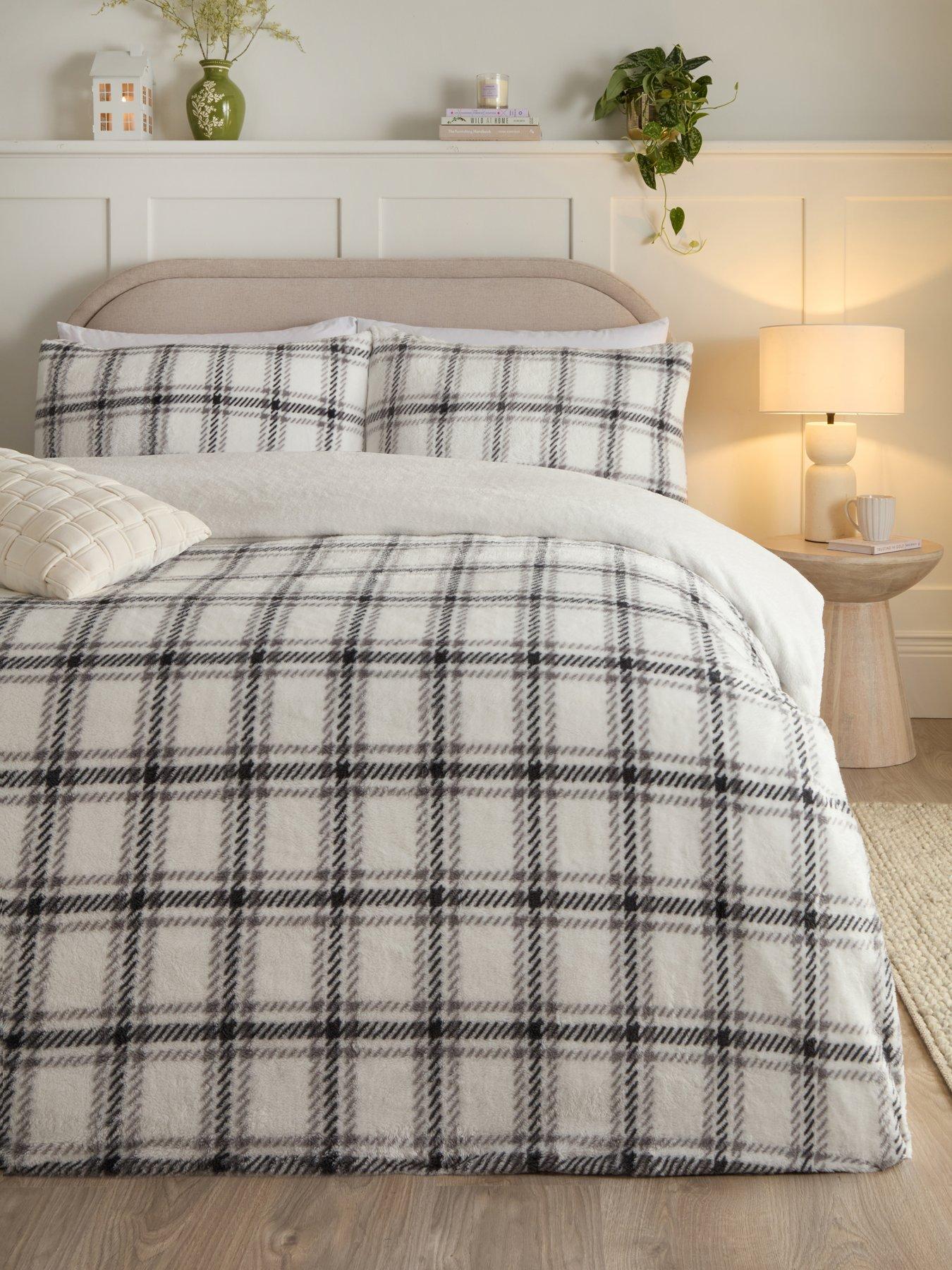 The Very Collection Check Printed Fleece Duvet Cover Set