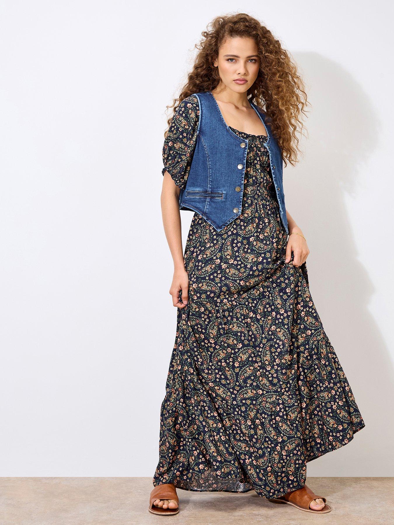 undefined Floral Paisley Tiered Maxi Dress - Navy