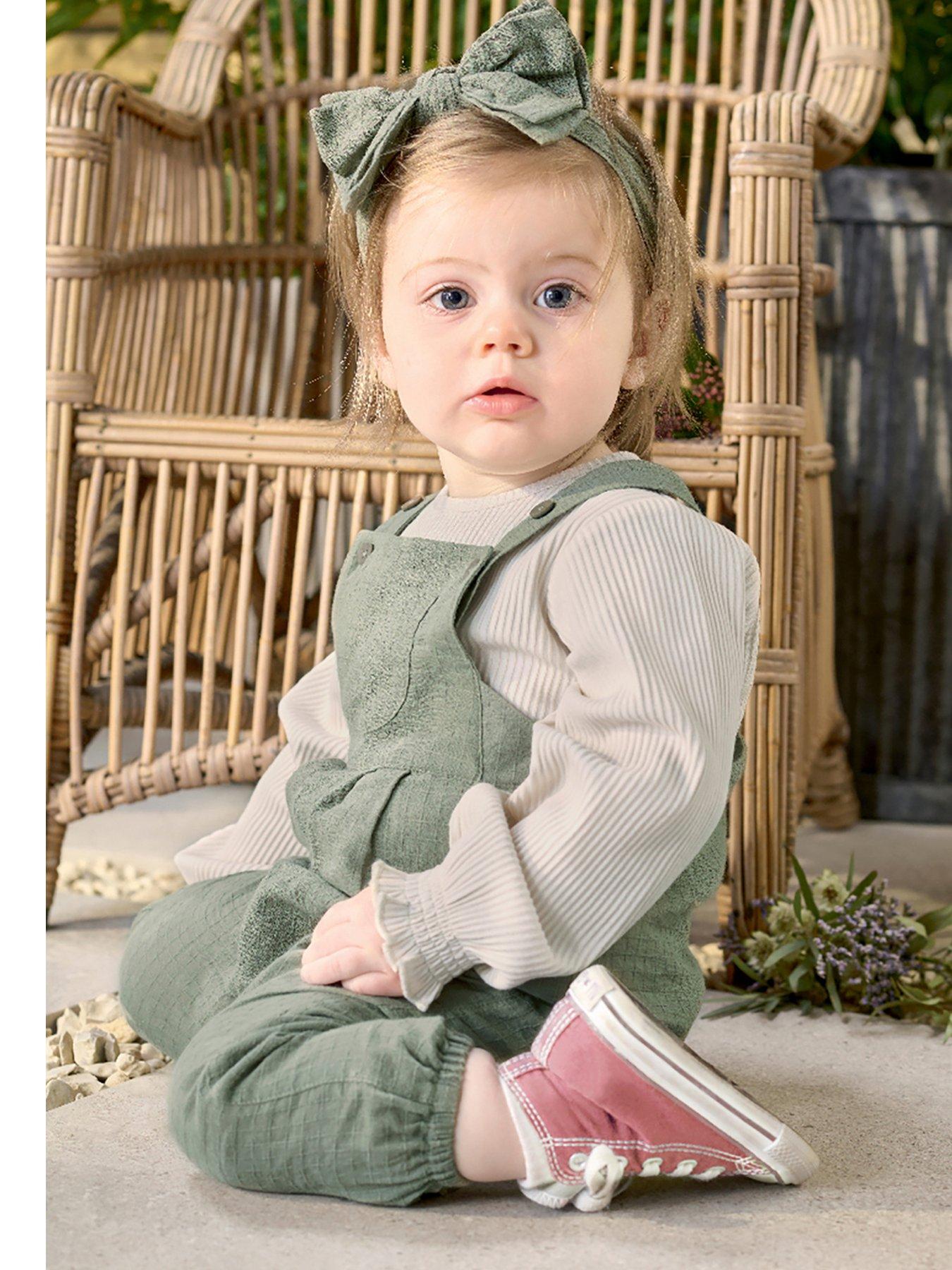 mamas-papas-baby-girls-2-piece-dungaree-bow-headband-set-green