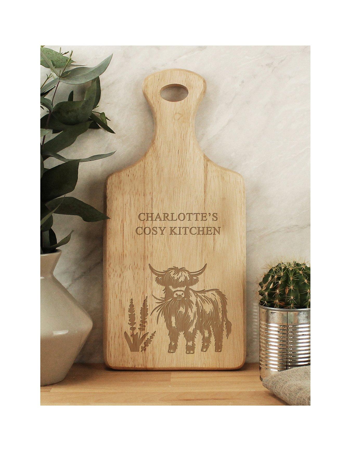  image of the-personalised-memento-company-personalised-highland-cow-chopping-board