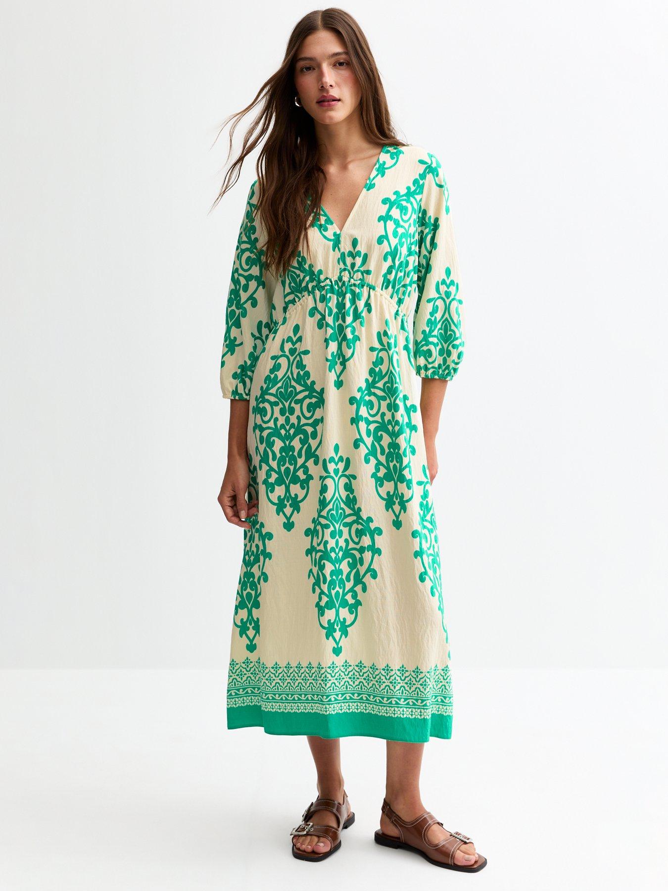 undefined Green Paisley Print V-neck Smock Midi Dress