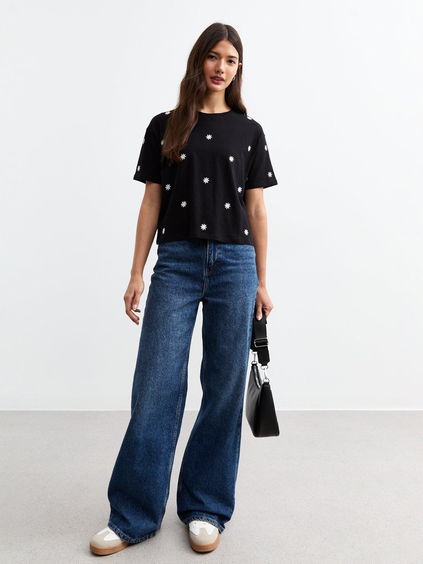  image of new-look-black-daisy-embroidered-relaxed-t-shirt