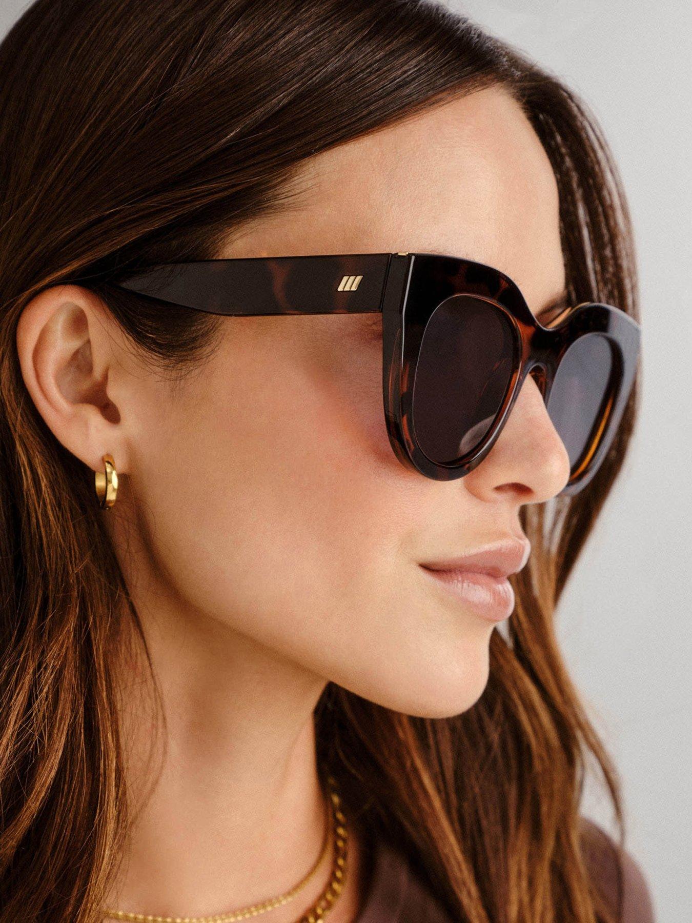 Image 4 of 4 of LE SPECS Air Heart Tort Sunglass - Dark Brown