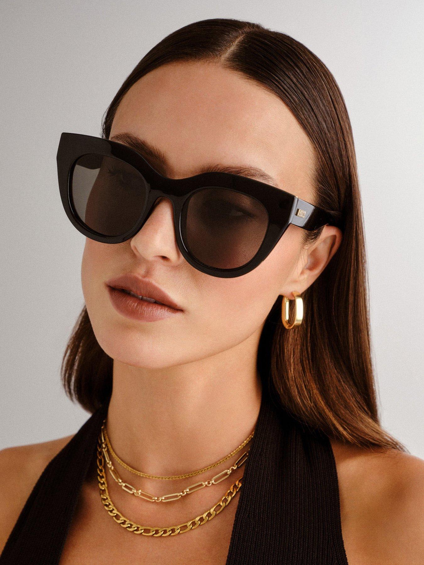 le-specs-air-heart-black-gold-sunglass