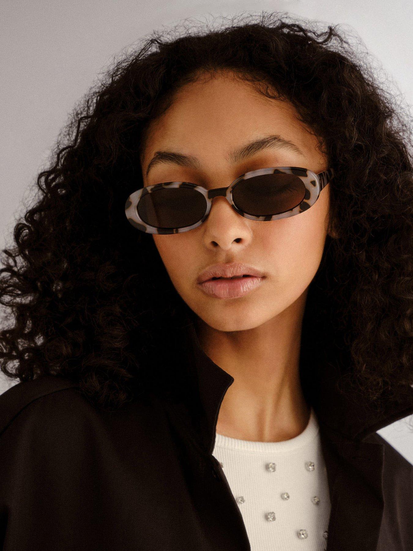 le-specs-outta-love-cookie-tort-sunglass