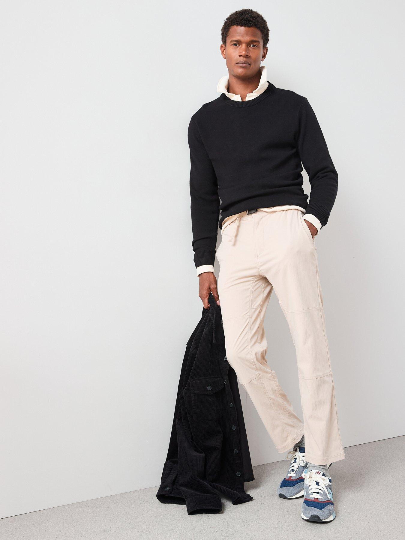 Image 3 of 7 of The Very Collection Midweight Knitted Crew Neck Jumper - Black