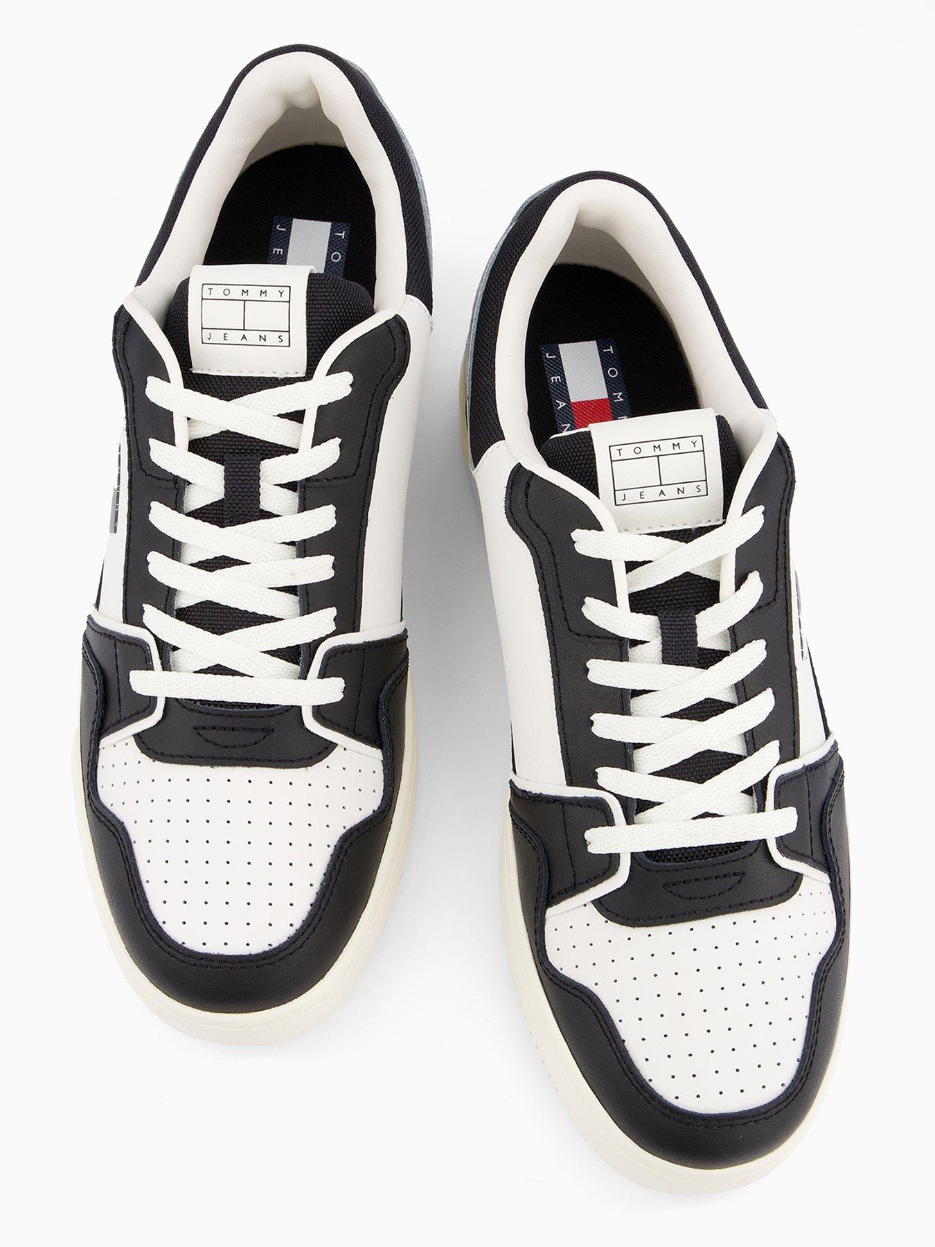 Image 3 of 7 of Tommy Jeans Retro Basket Trainers - Black