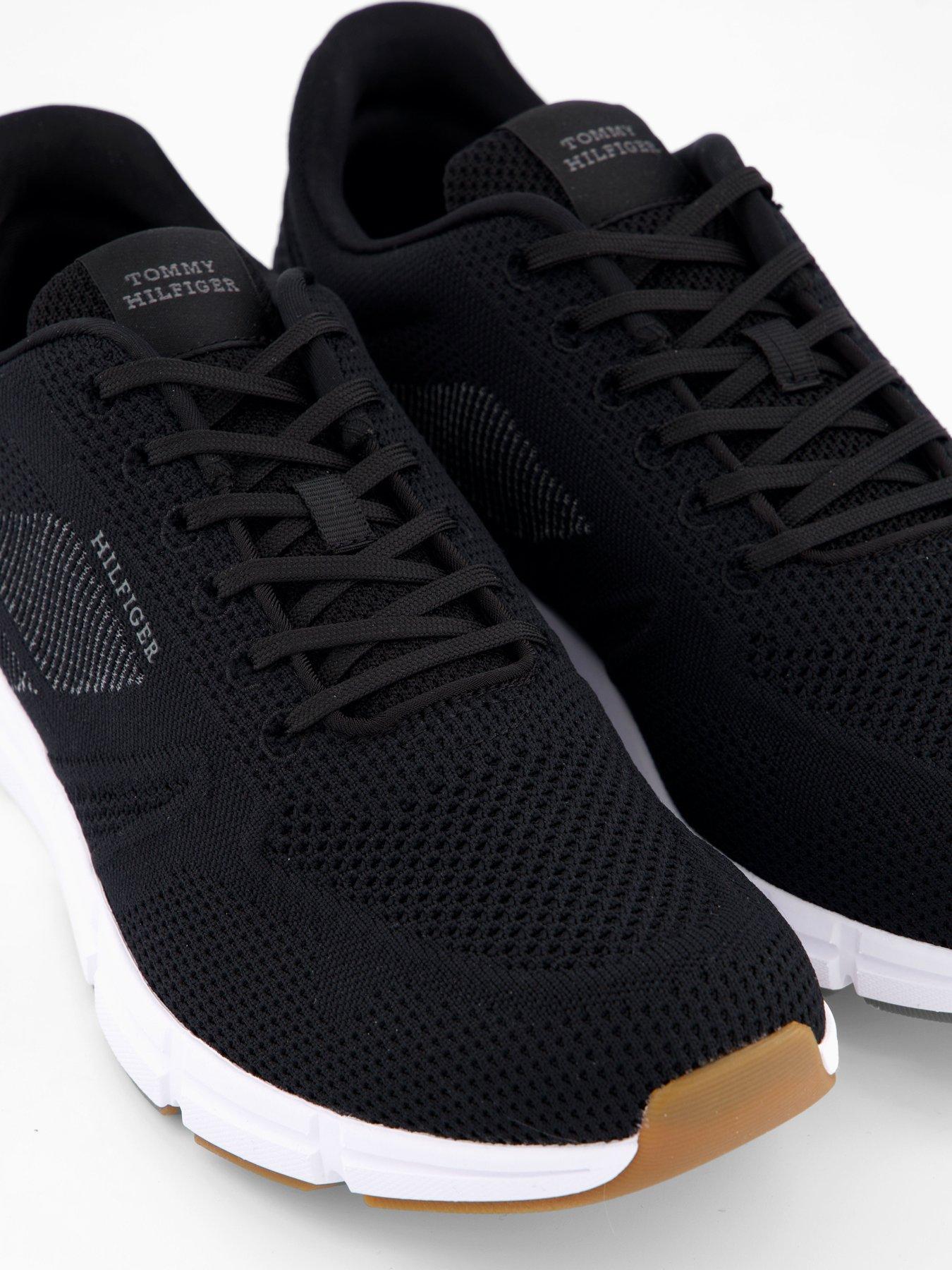 Image 5 of 7 of Tommy Hilfiger Modern Comfort Knitted Run Trainers - Black