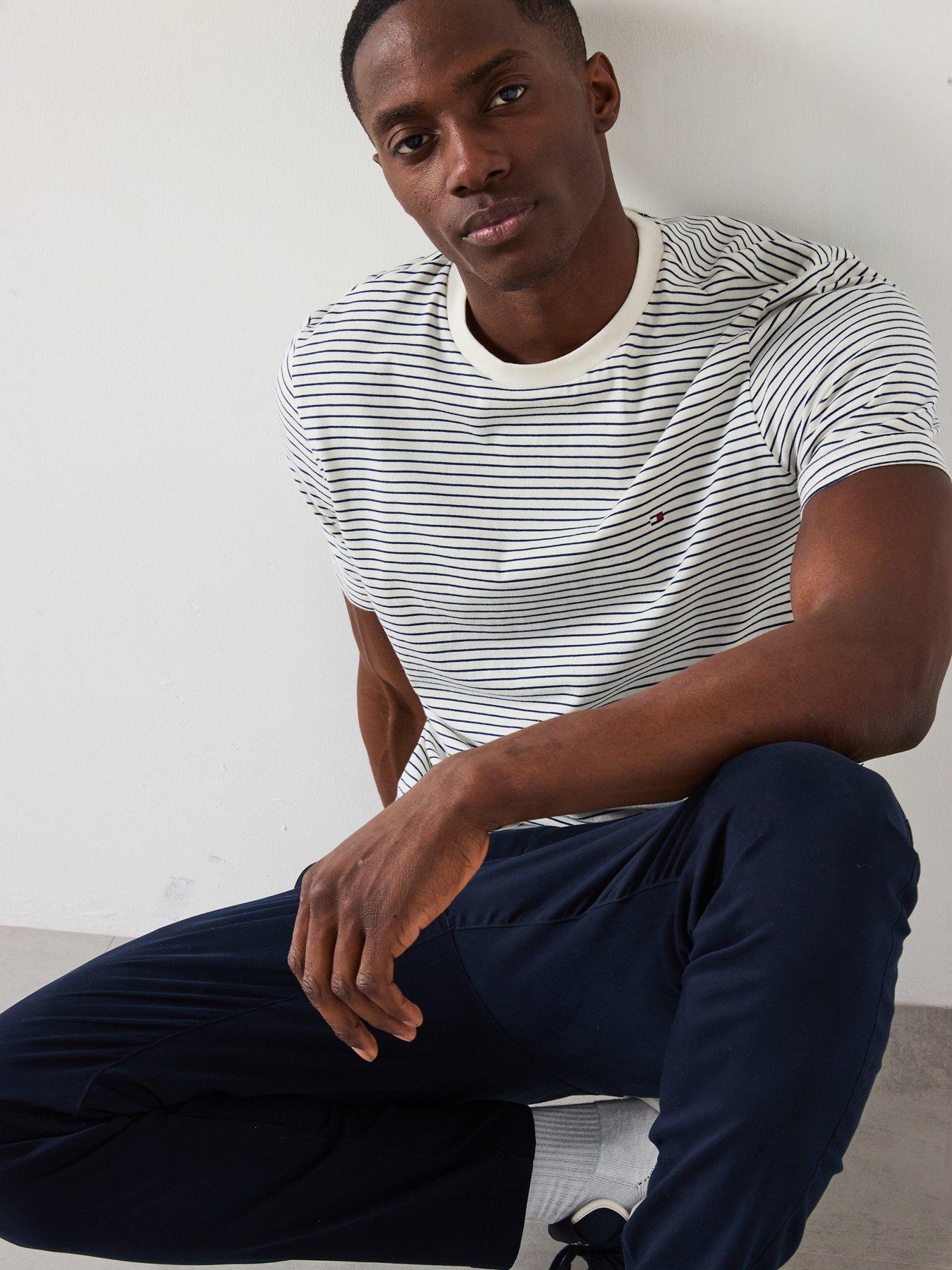 Image 4 of 6 of Tommy Hilfiger Regular Fit Essential Flag Logo T-Shirt - White