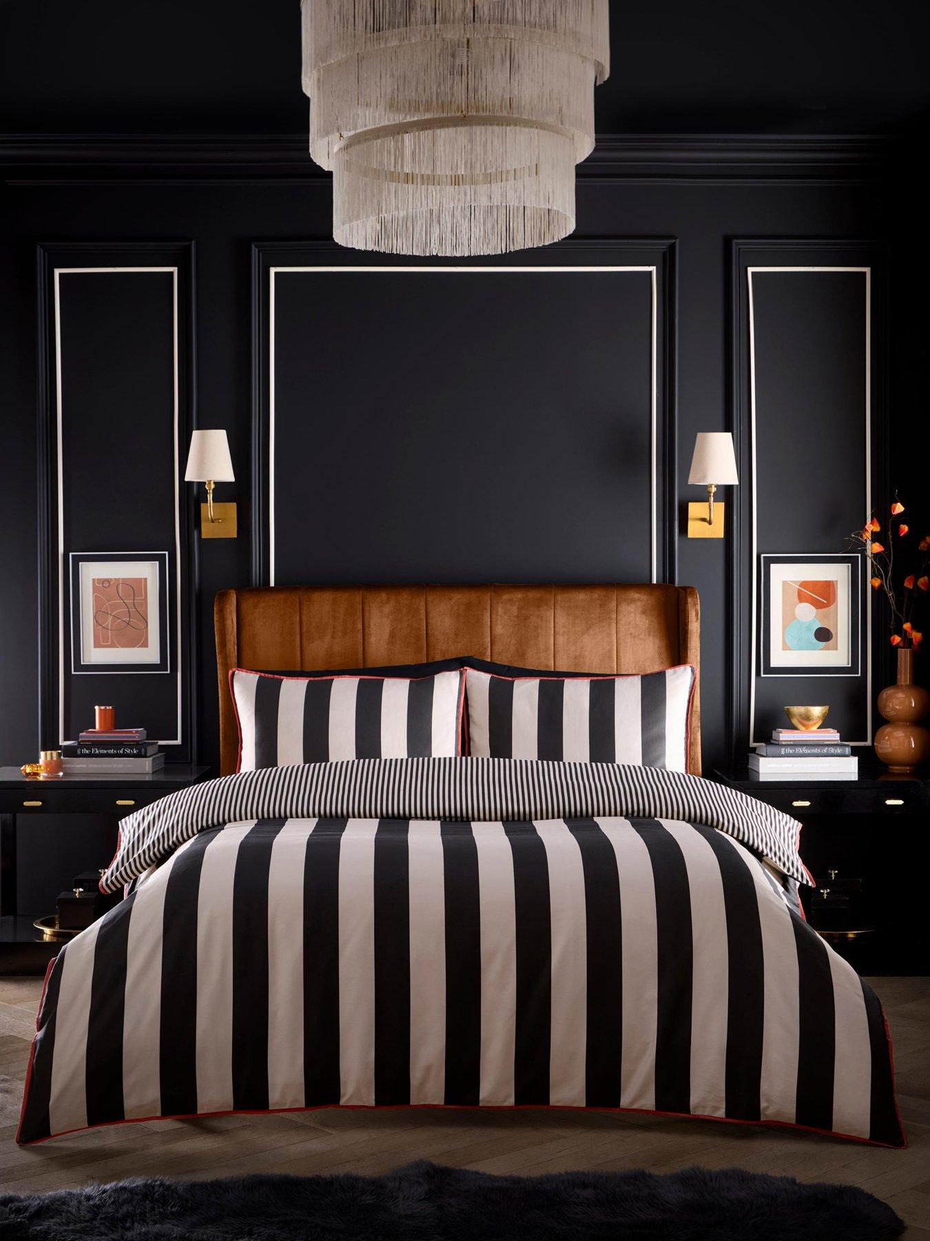laurence-llewelyn-bowen-festivo-100-cotton-circus-stripe-duvet-set