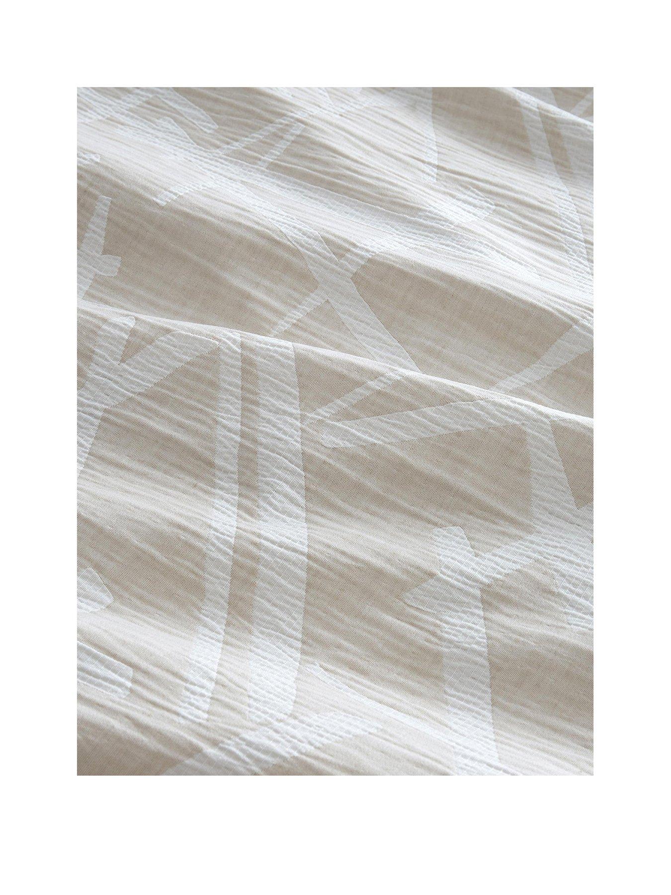 Image 2 of 4 of Appletree Otto Duvet Cover Set