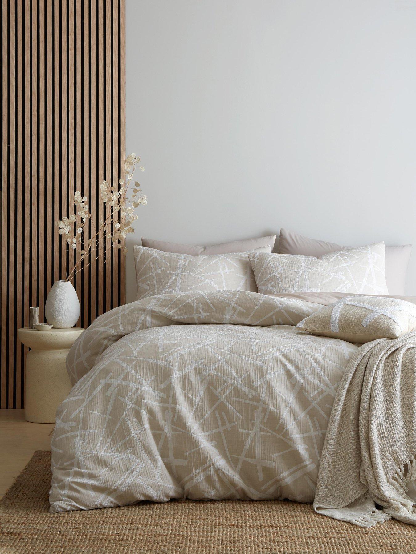 Image 4 of 4 of Appletree Otto Duvet Cover Set