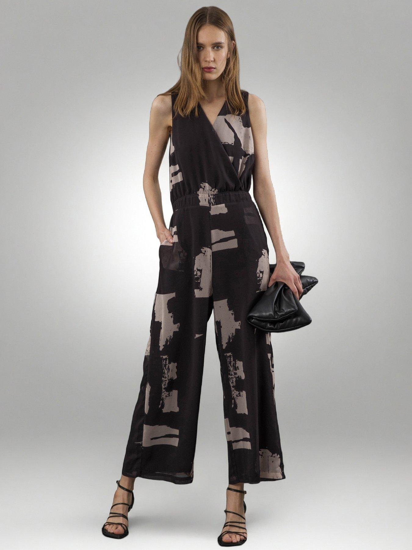 undefined Taylor Jumpsuit With Elasticated Waist And Pockets - Black
