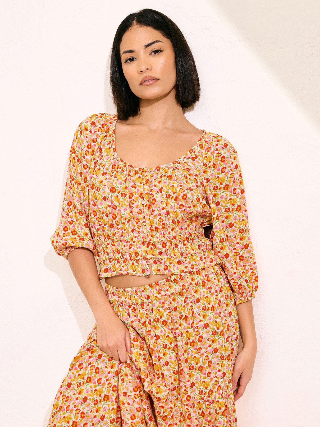 pixiegirl-petite-button-puff-sleeve-top