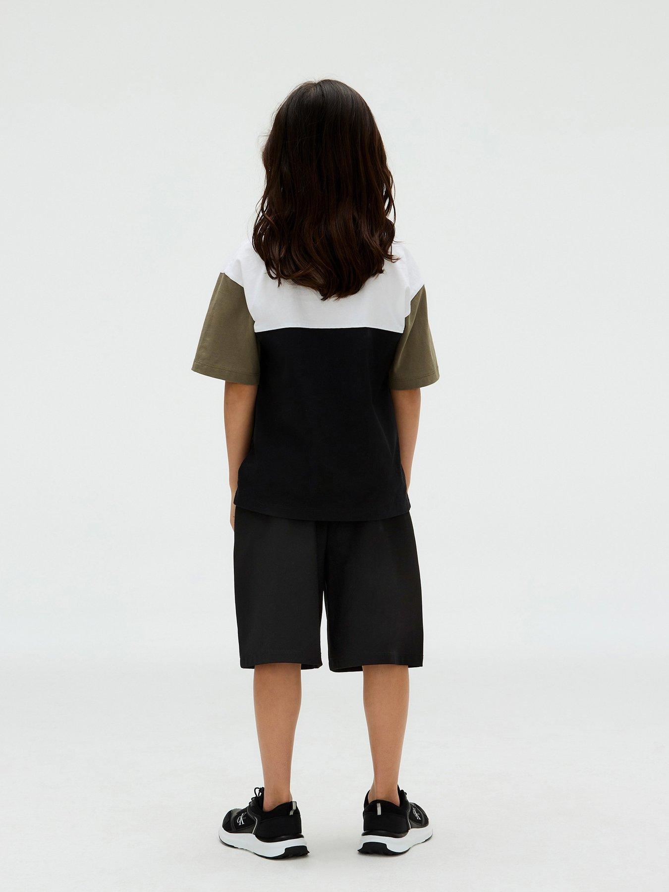 Image 2 of 5 of Calvin Klein Jeans Boys Colour Block Short Sleeve T-Shirt - Black