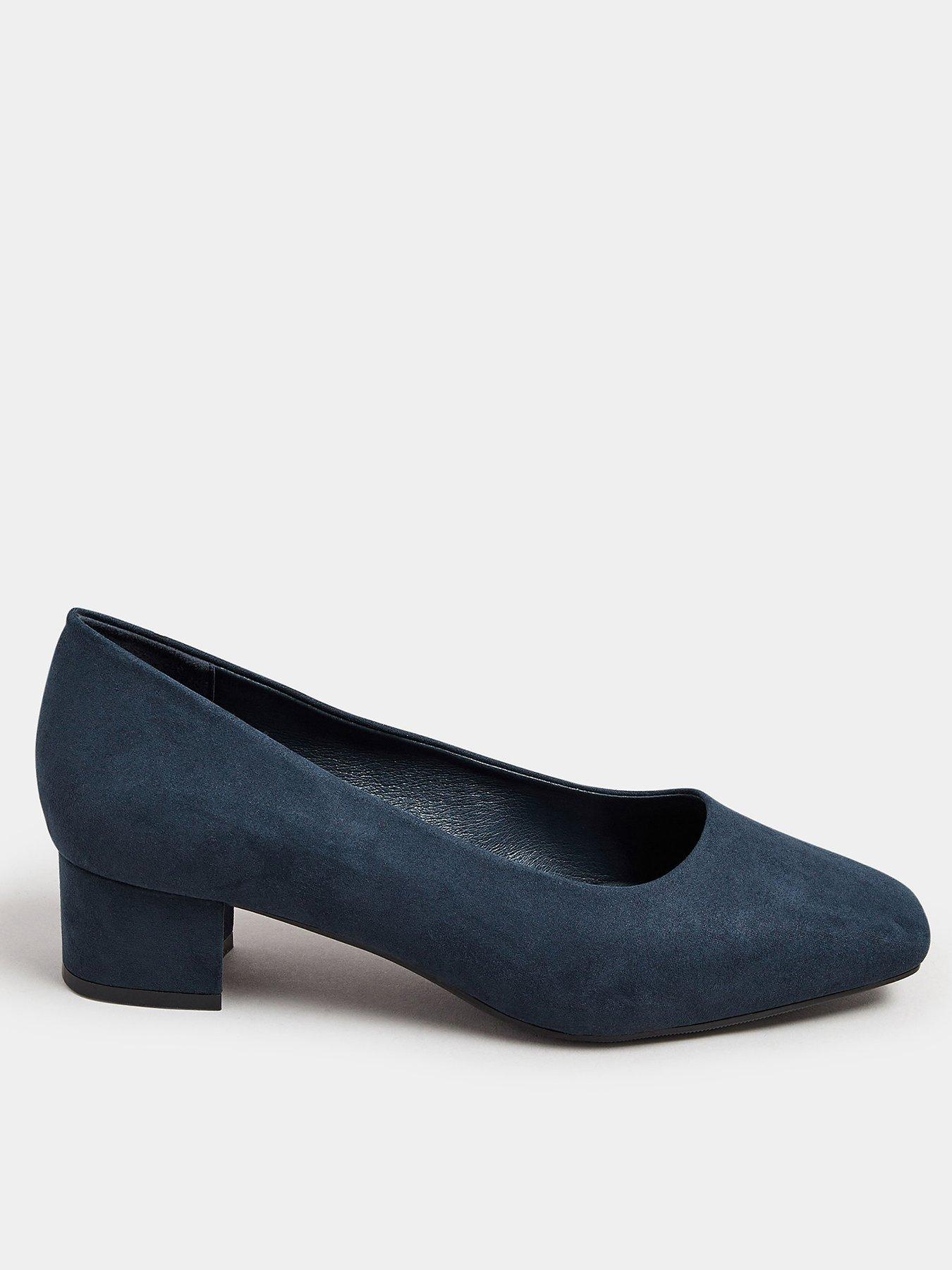 yours-extra-wide-fit-square-toe-court-shoe