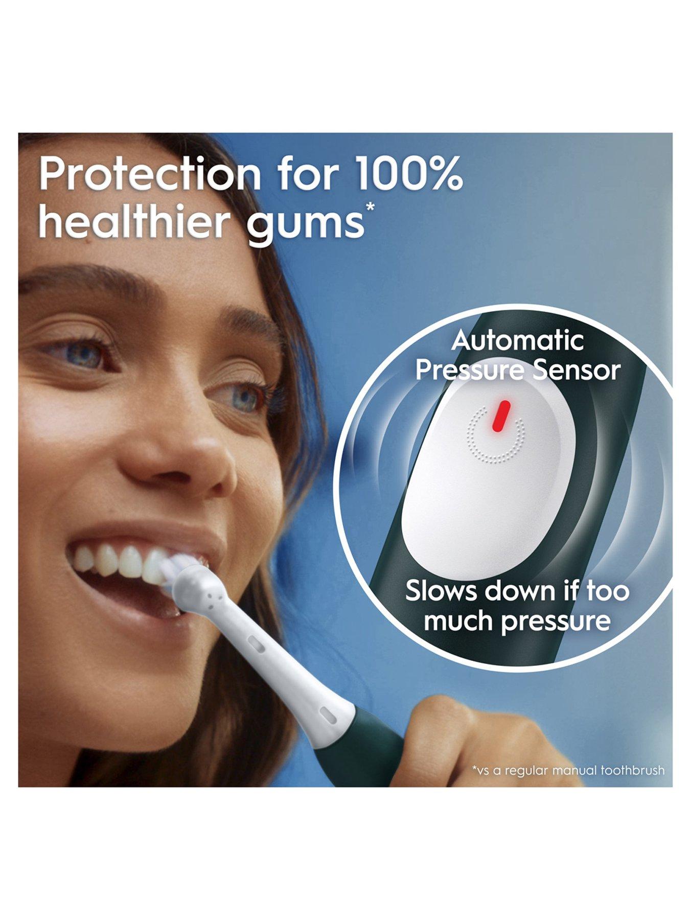 Image 4 of 7 of Oral-B iO2 Forest Green Electric Toothbrush + Travel Case