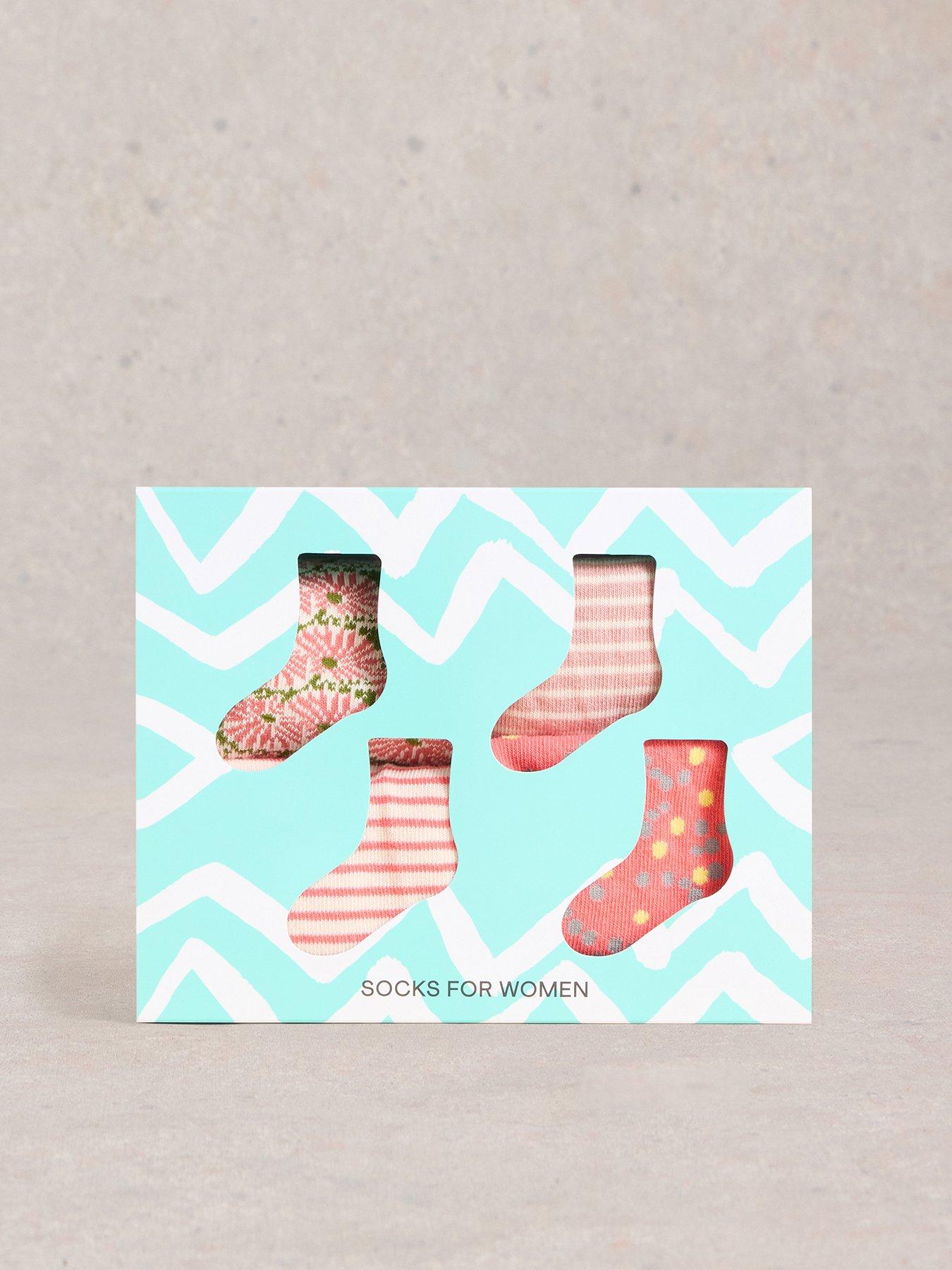white-stuff-4pk-mixed-pattern-ankle-socks
