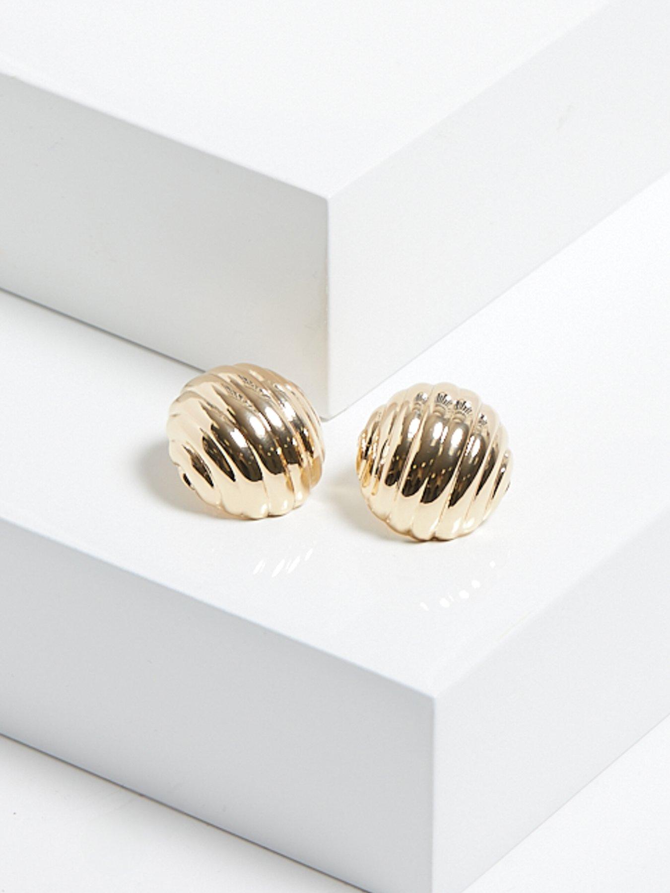  image of mood-gold-large-ridged-stud-earrings