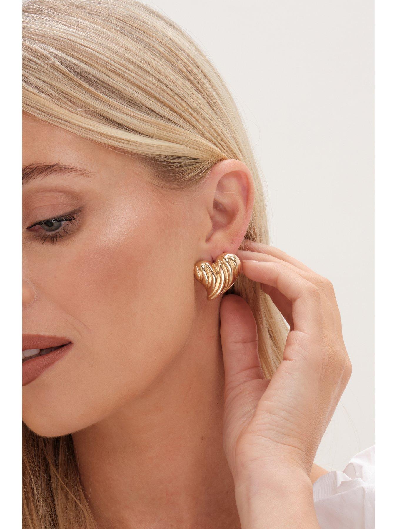  image of mood-gold-ridged-heart-stud-earrings