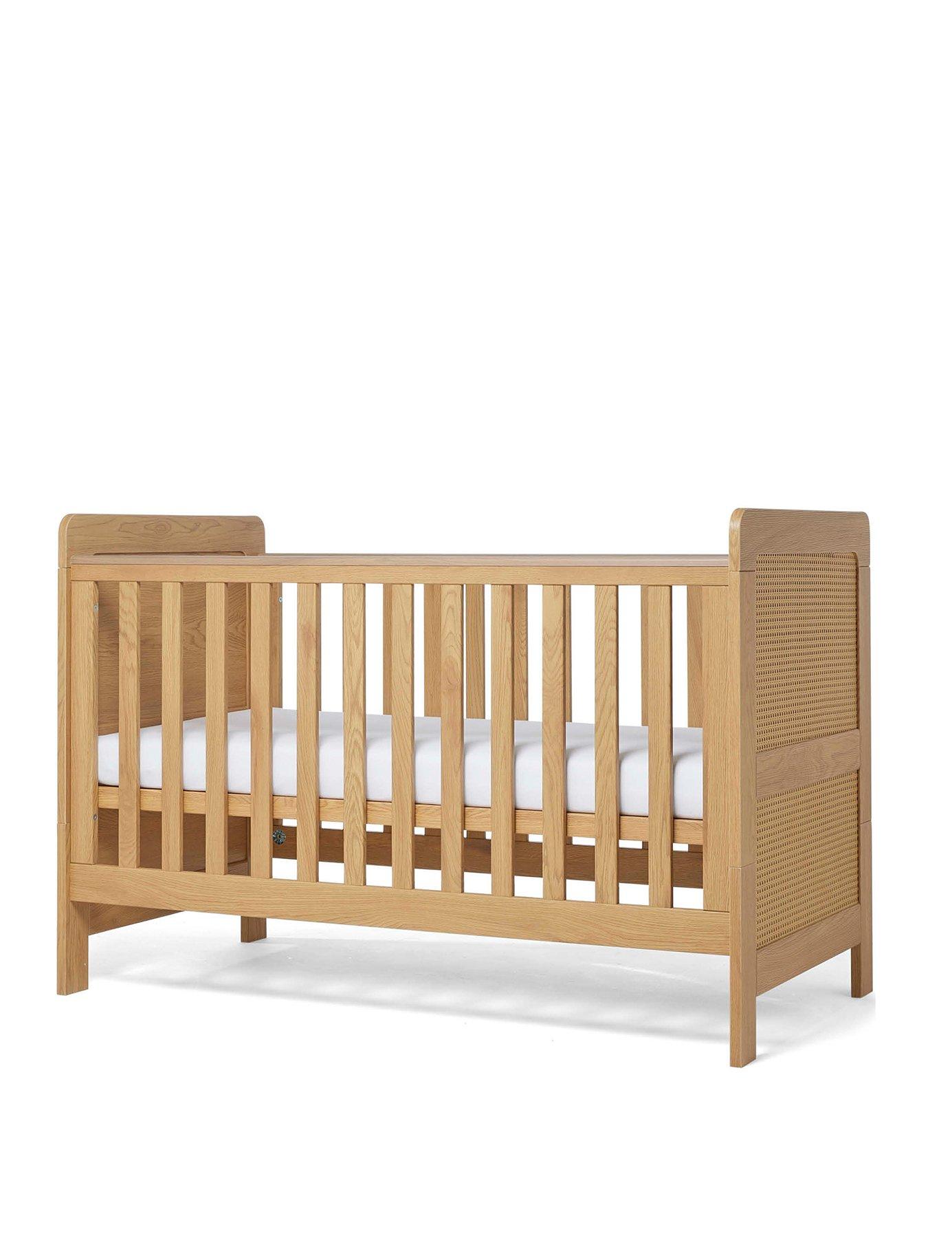  image of mamas-papas-esna-cotbed