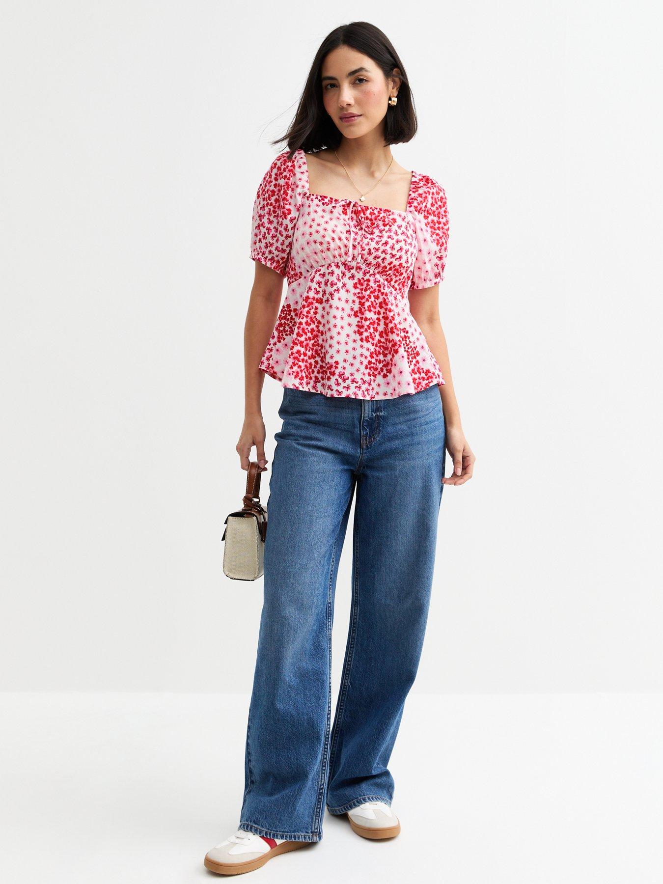 Image 3 of 4 of New Look Floral Print Puff Sleeve Top - Pink