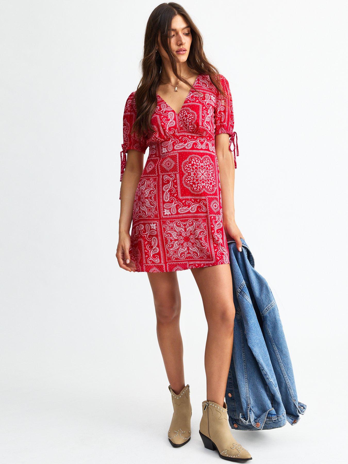new-look-red-paisley-print-tie-sleeve-mini-dress