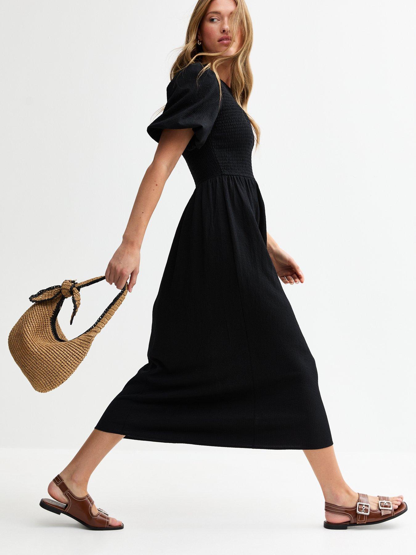 undefined Crinkled Shirred Bodice Midi Dress - Black