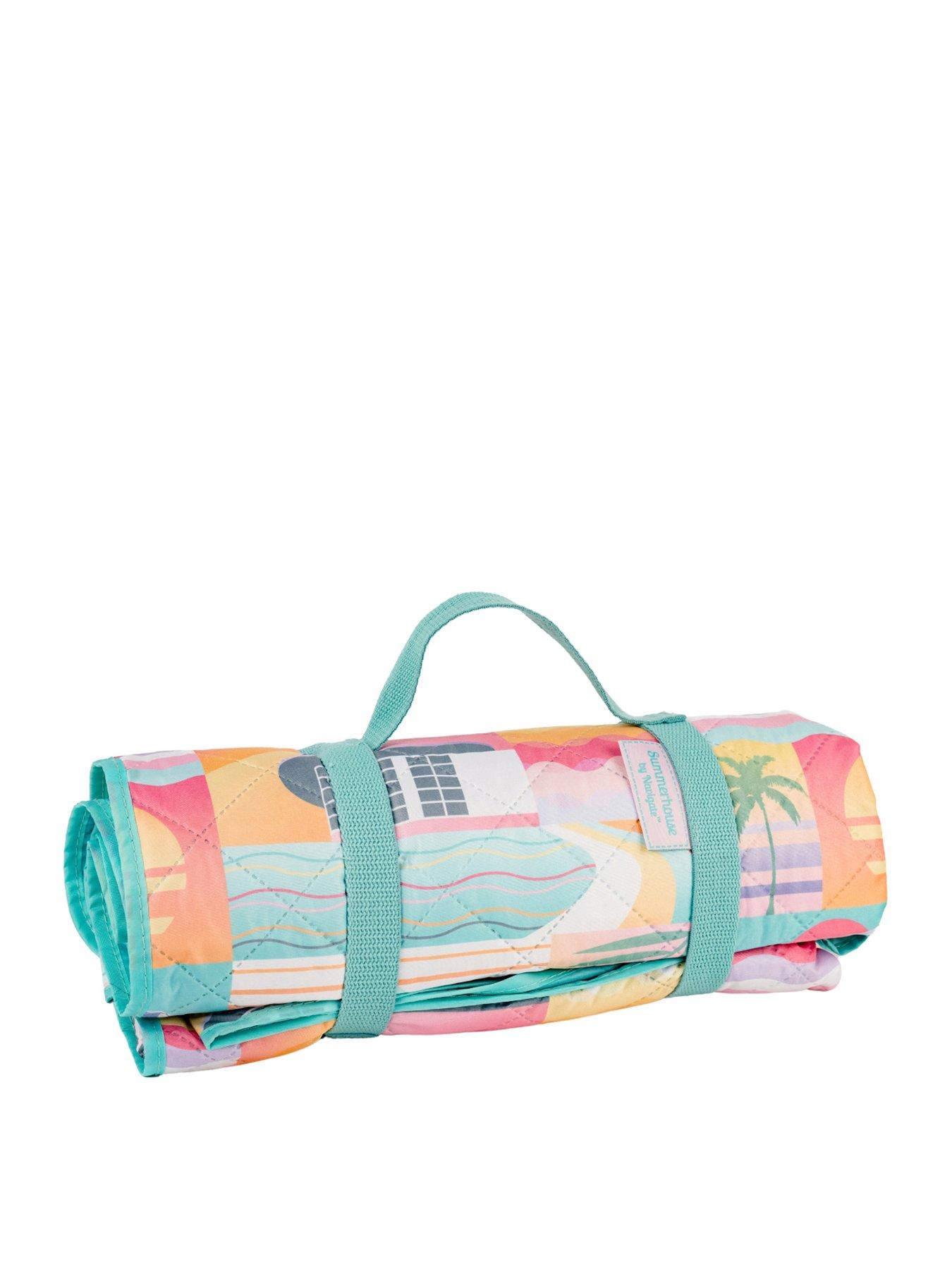 summerhouse-by-navigate-picnic-blanket-xl-quilted-ocean-drive-print