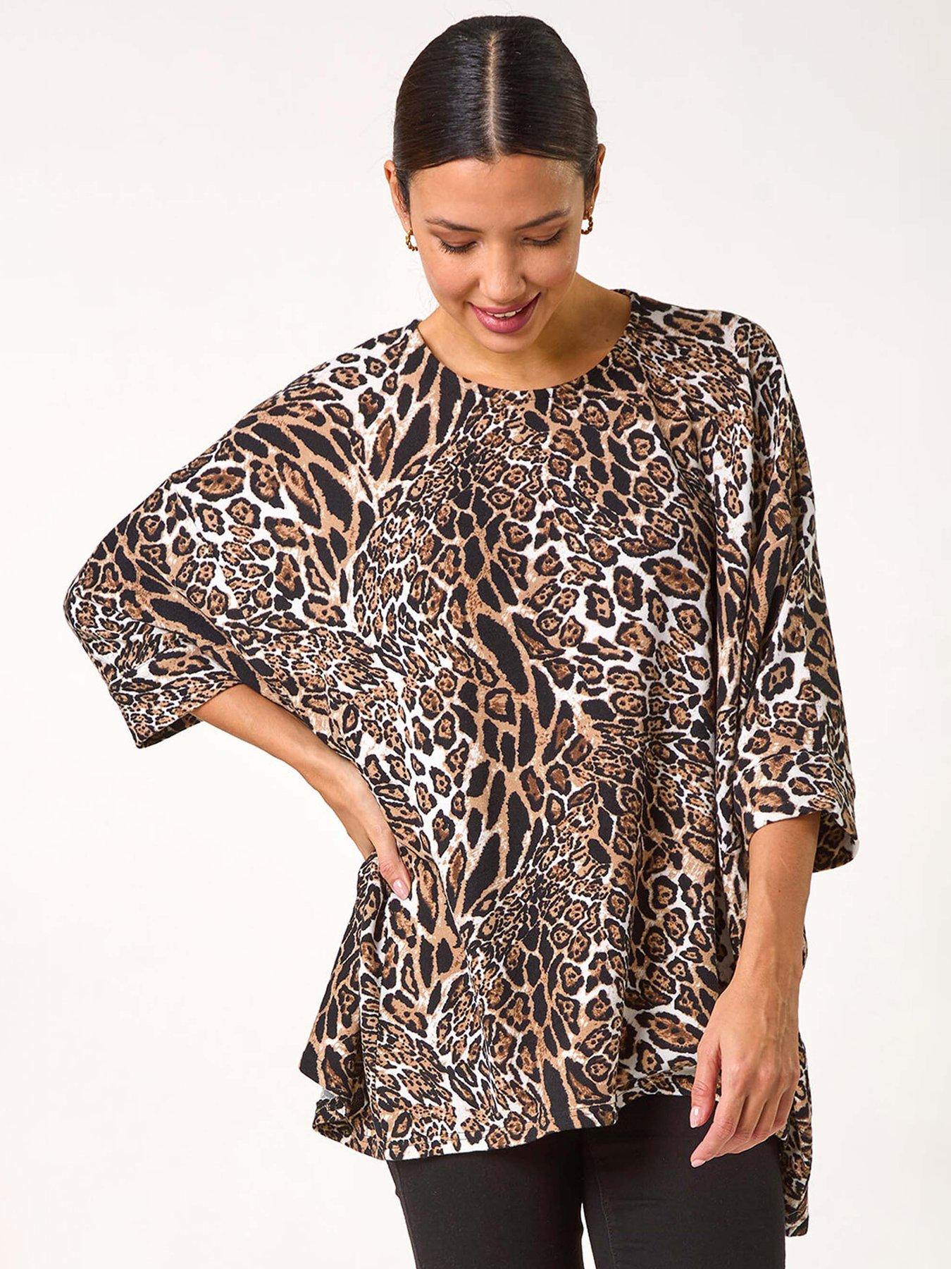 roman-knit-animal-print-top-beige