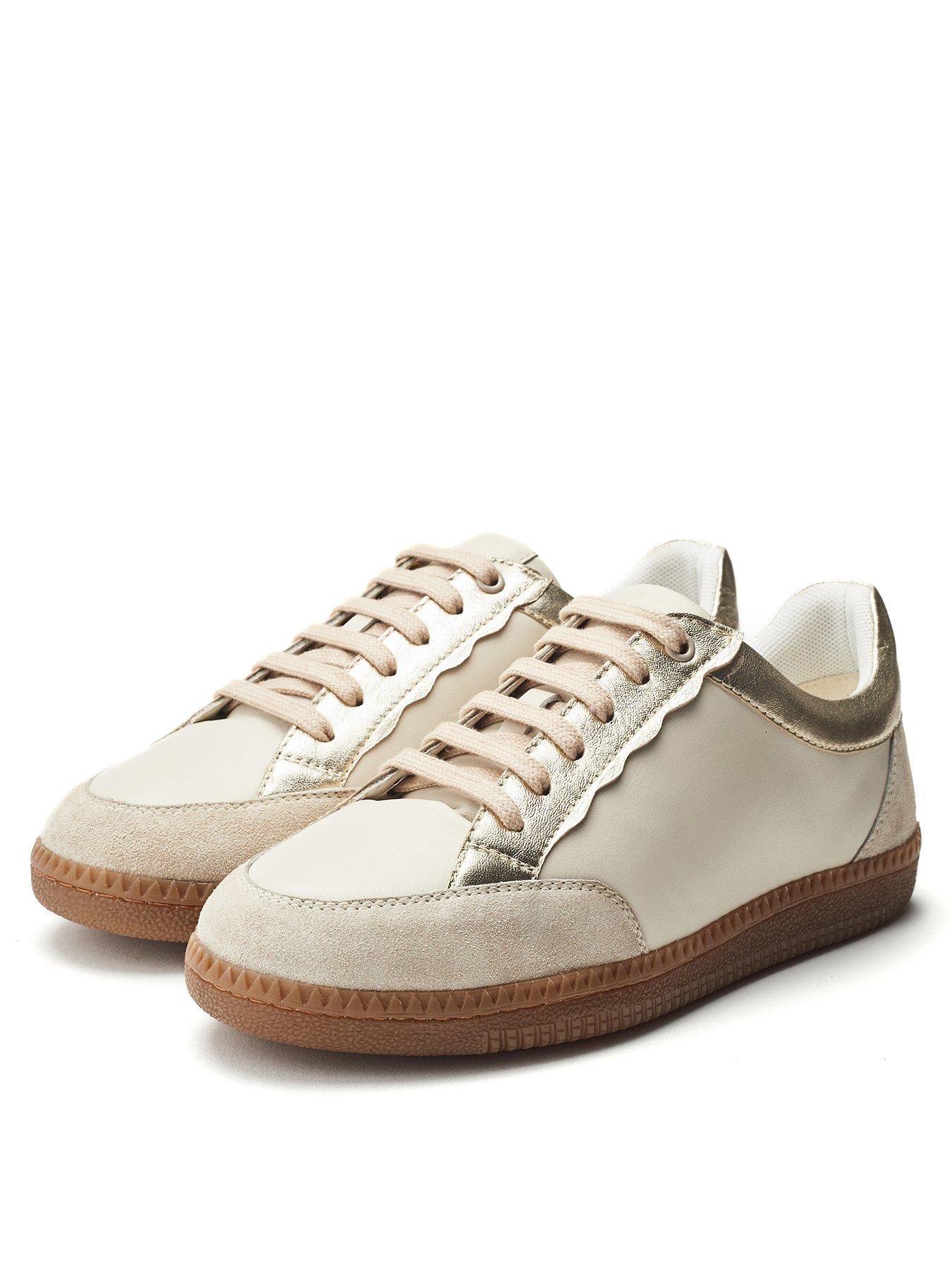Image 2 of 4 of Moda In Pelle Alnmouth Trainers - White/gold