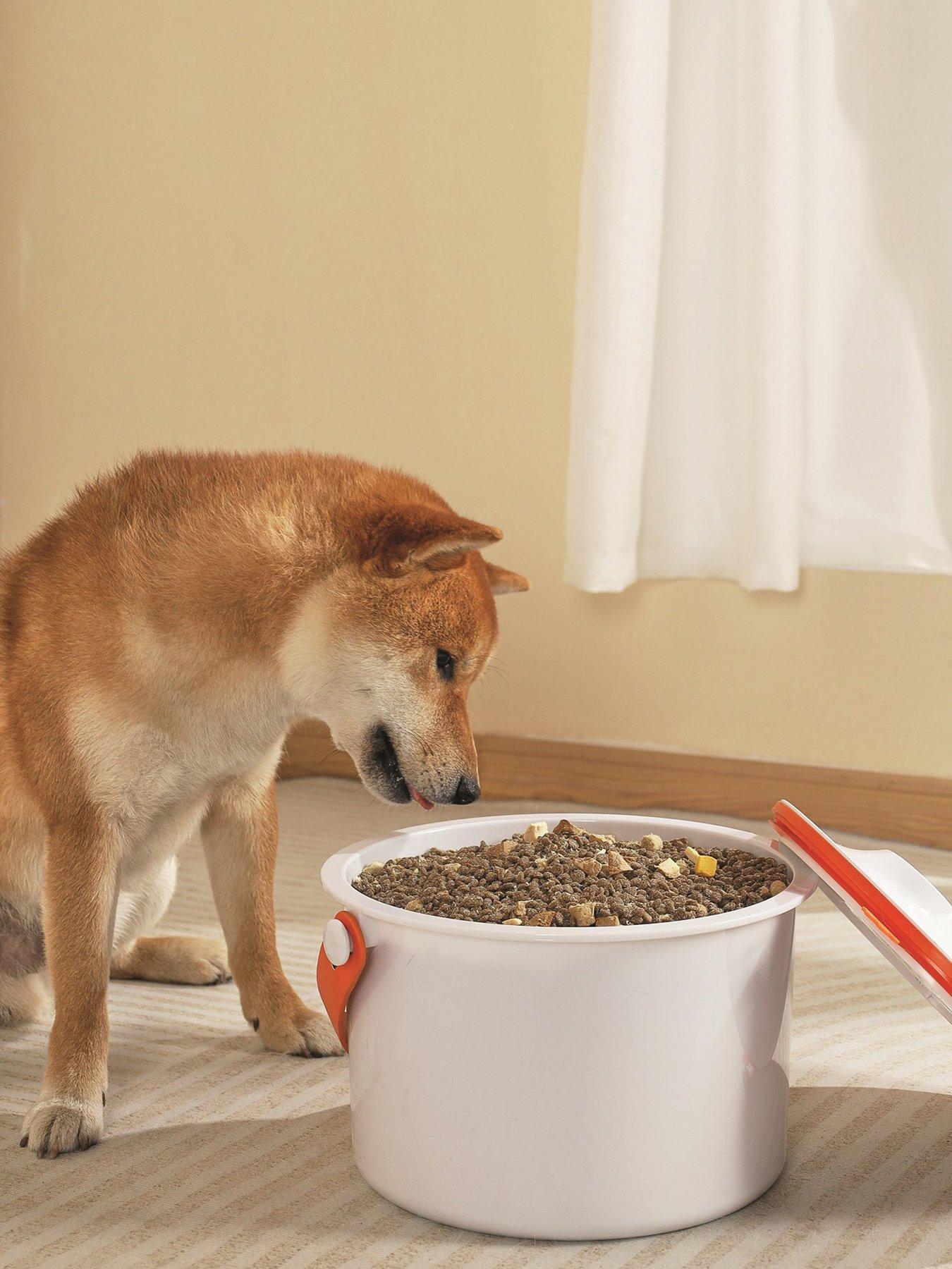 m-pets-vacuufresh-vacuum-food-storage-container-75-l