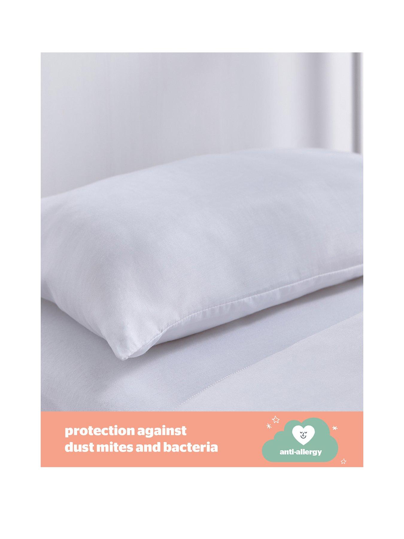 Image 3 of 7 of Silentnight Safe Nights 3-Piece Cot Bed Bedding Bundle