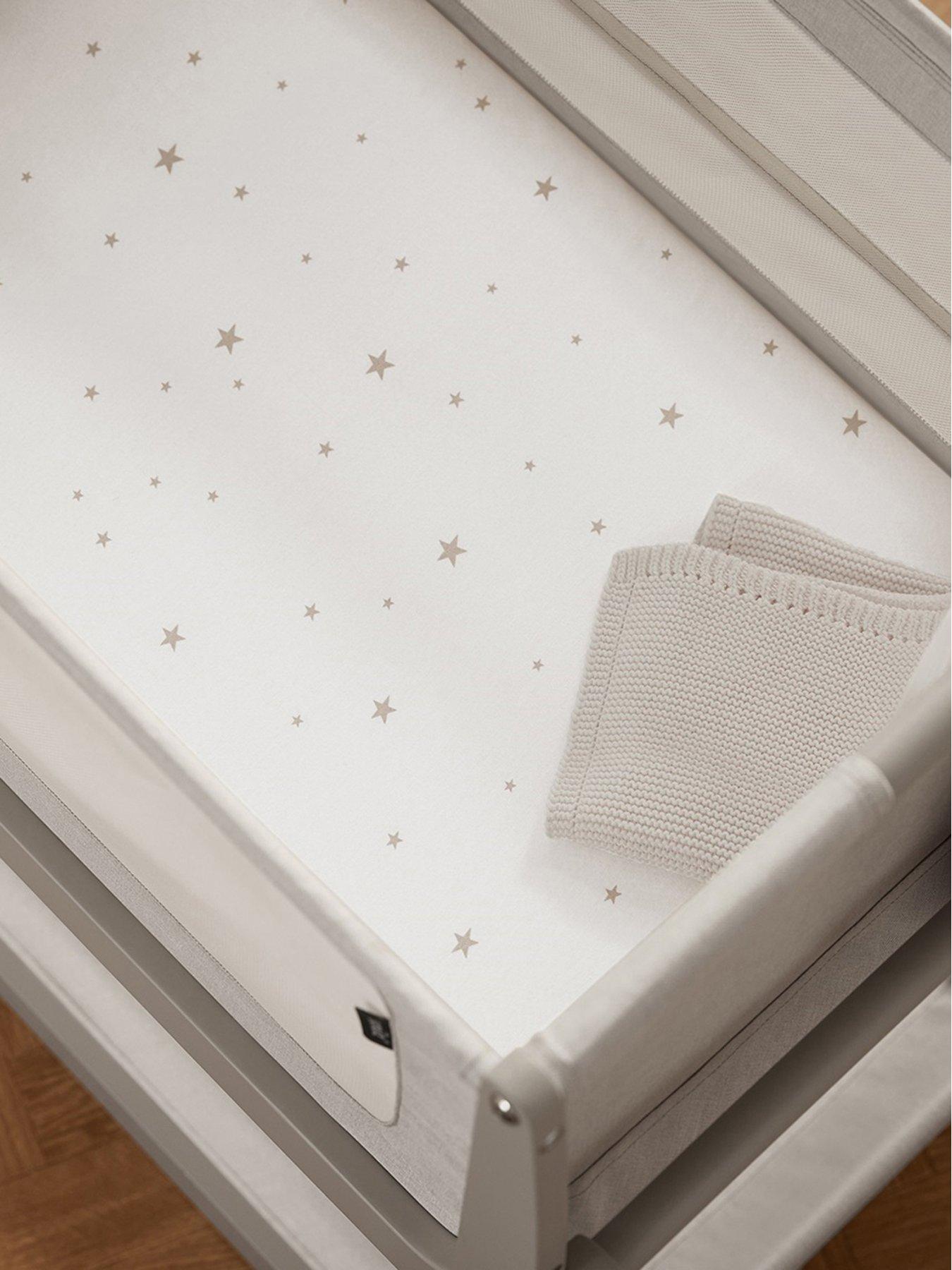  image of snuz-snuumlz-twin-pack-crib-sheets-whitestar