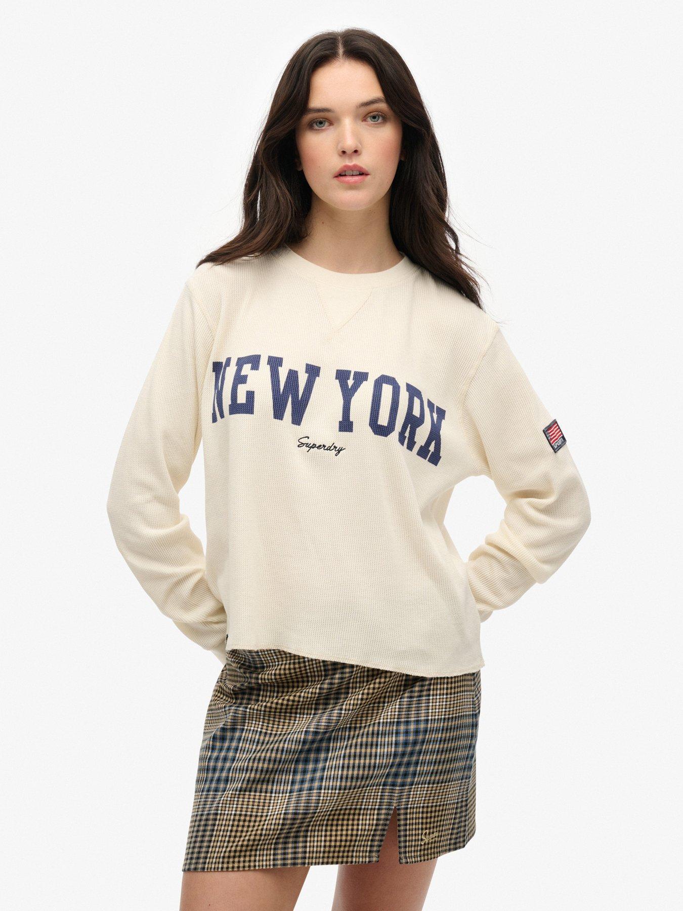 superdry-athletic-essential-graphic-long-sleeve-top-white