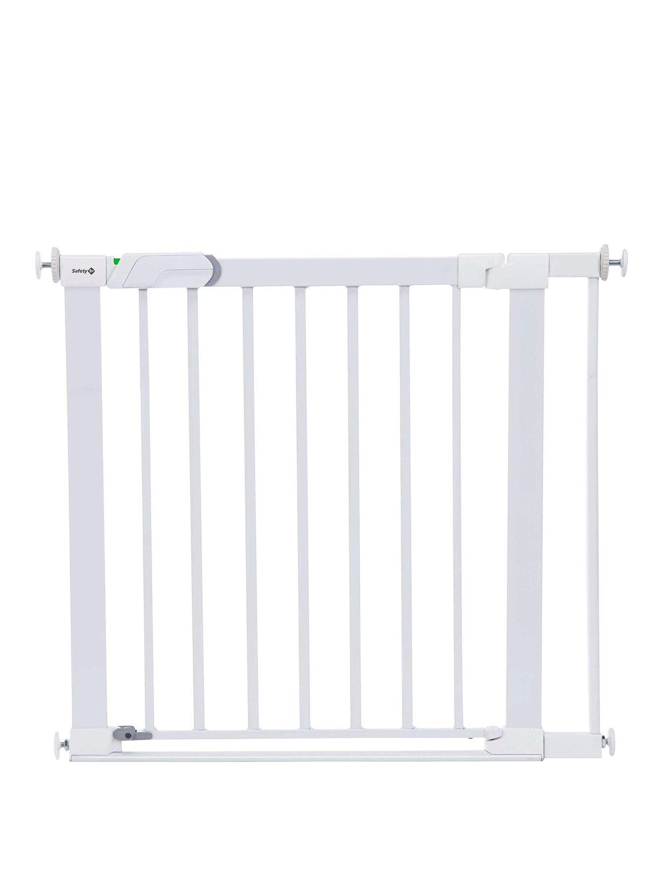  image of maxi-cosi-jay-feeding-booster