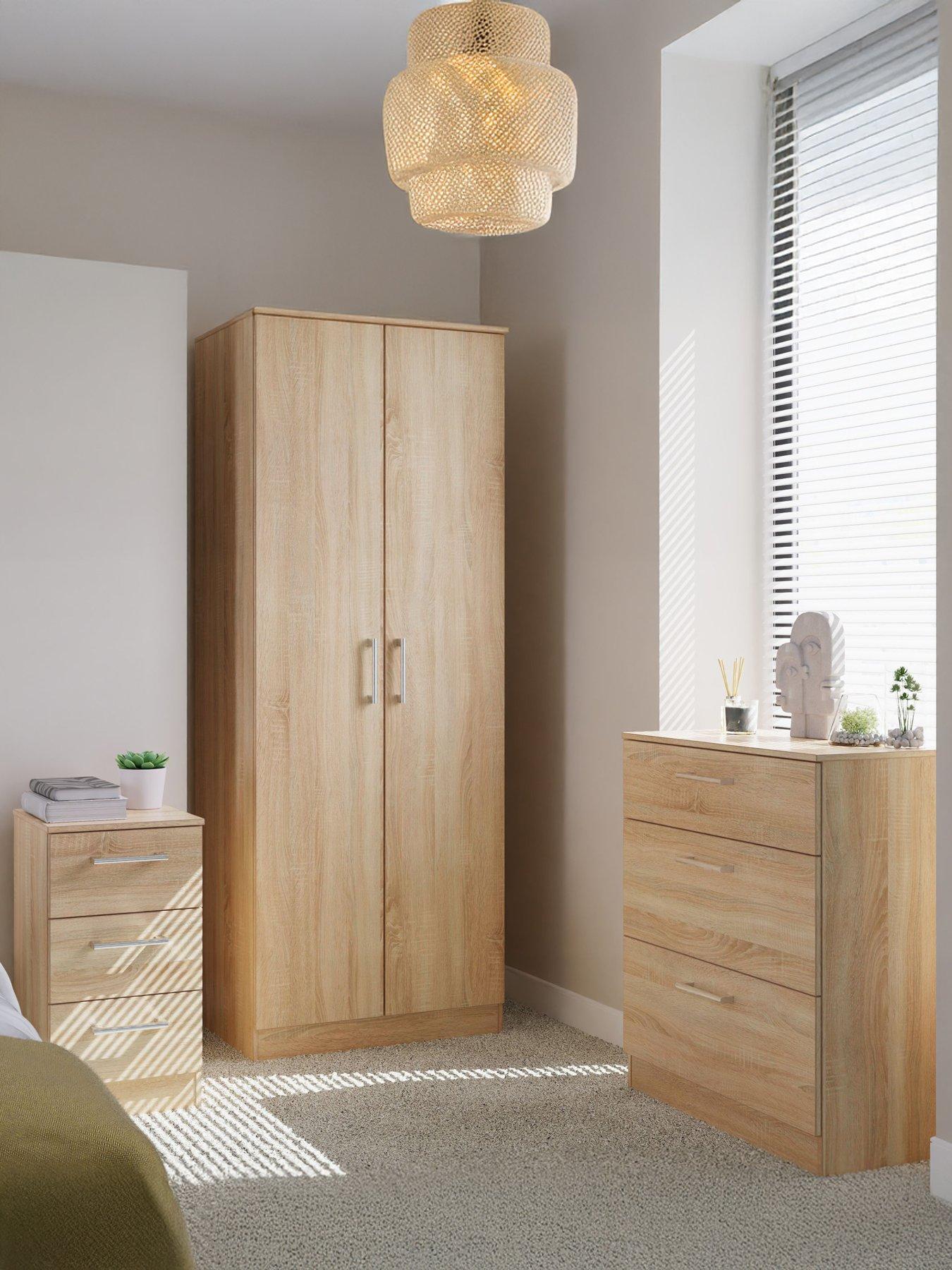swift-chester-ready-assemblednbspbedroom-furniture-package-2-door-wardrobe-3-drawer-chest-and-3-bedside-table