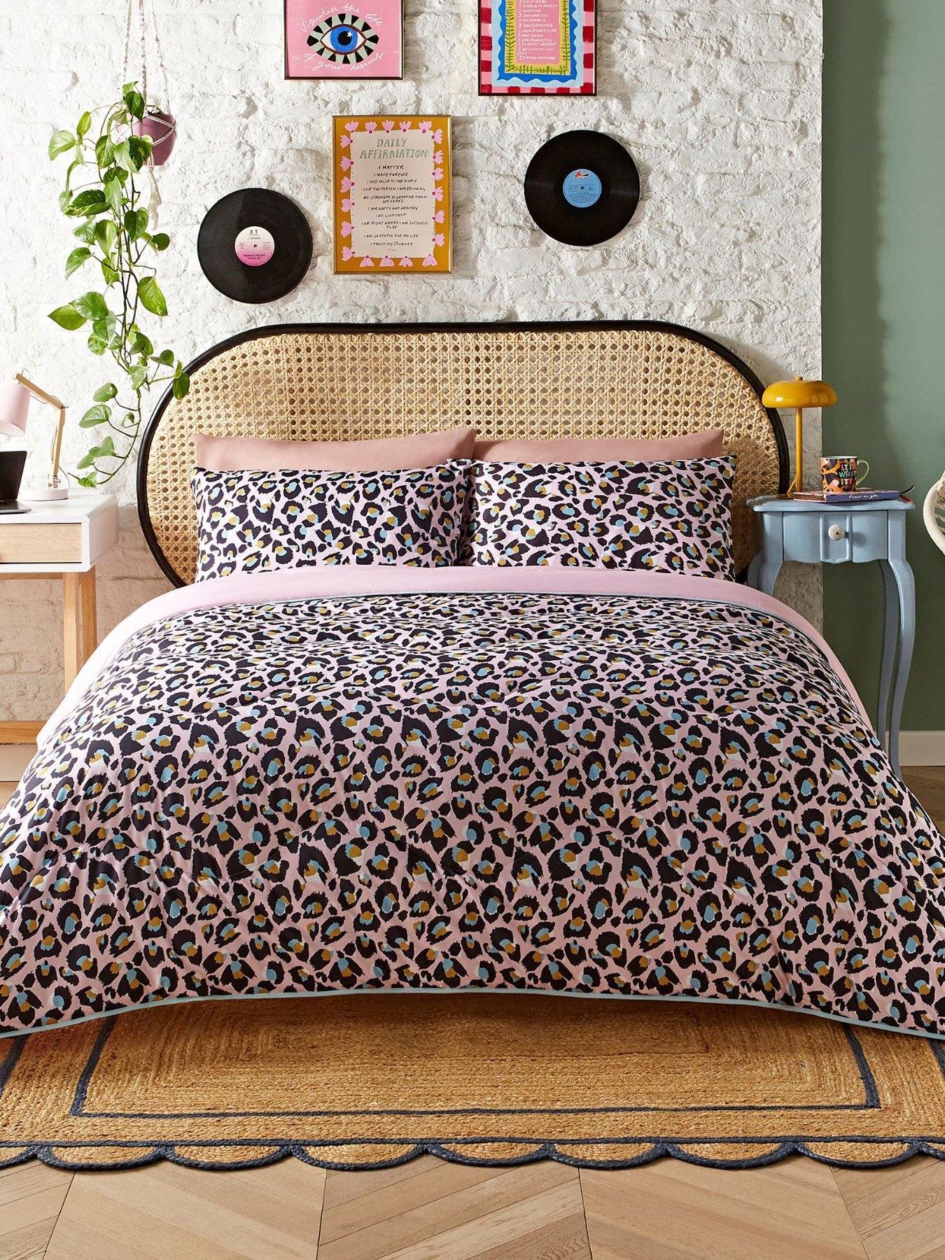 Night Lark x Eleanor Bowmer Pink Leopard Print Coverless Quilt and Pillowcase Set